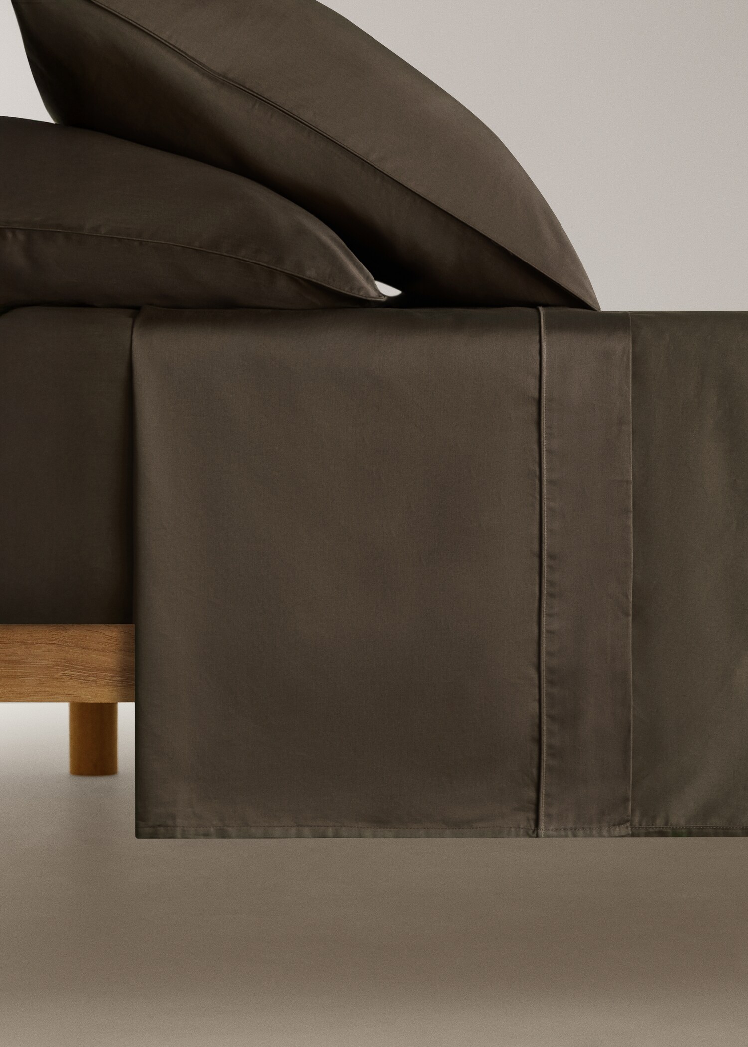 Drap plat coton satin 600 fils finition liseré lit 200 cm - Article sans modèle
