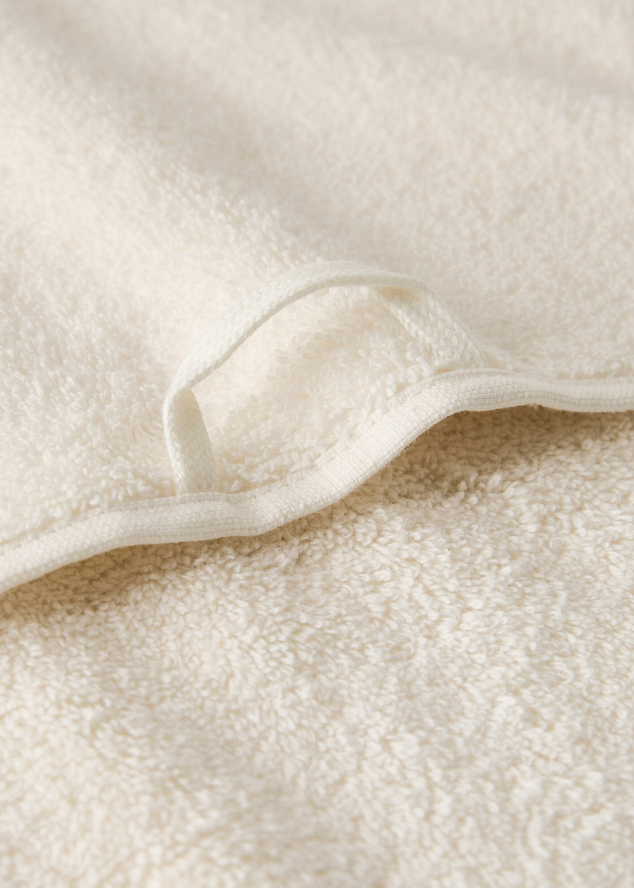 Soft cotton washbasin towel - Details of the article 2, Vanilla. Ref: 17021597-00.