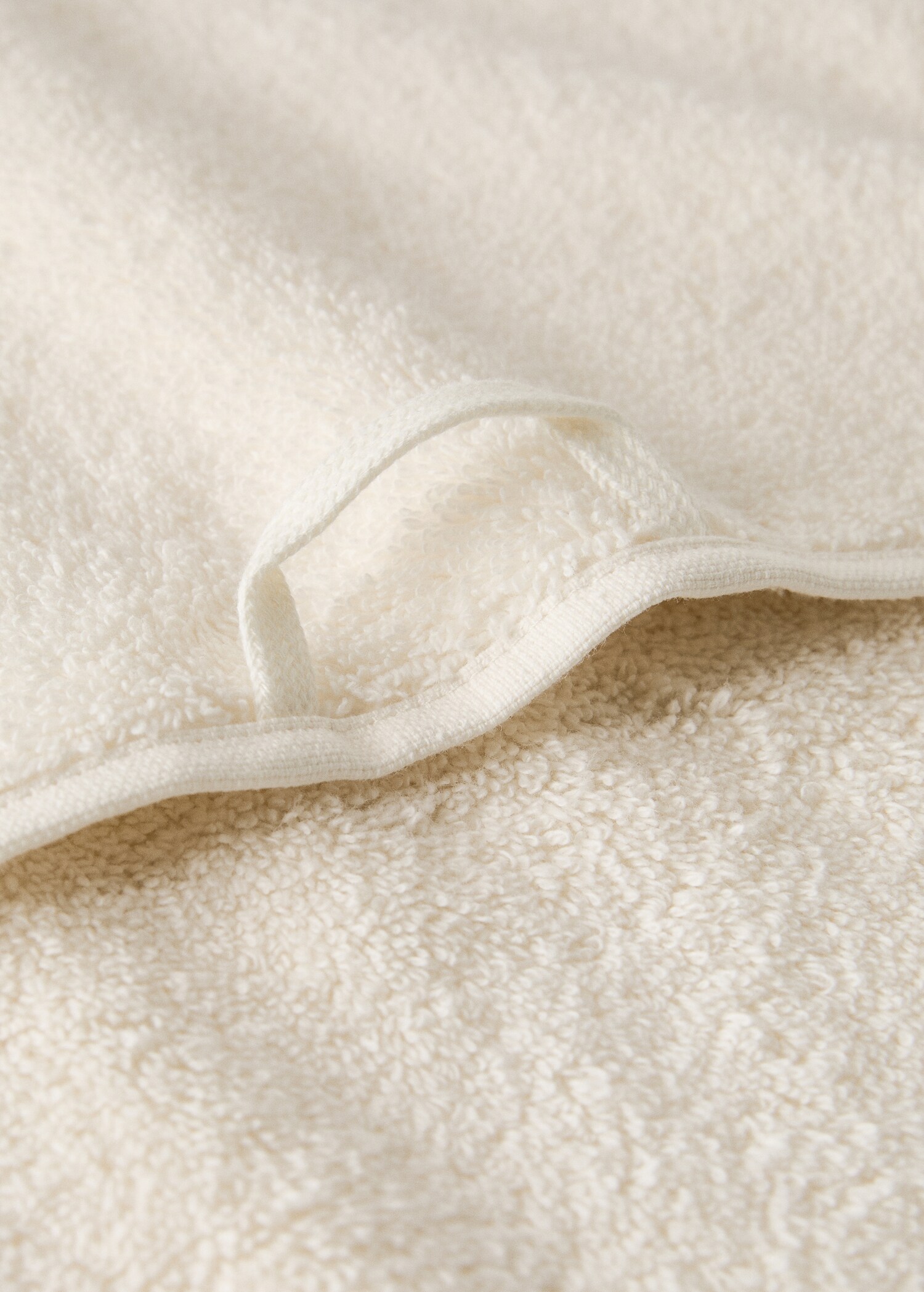 Soft cotton washbasin towel - Details of the article 2