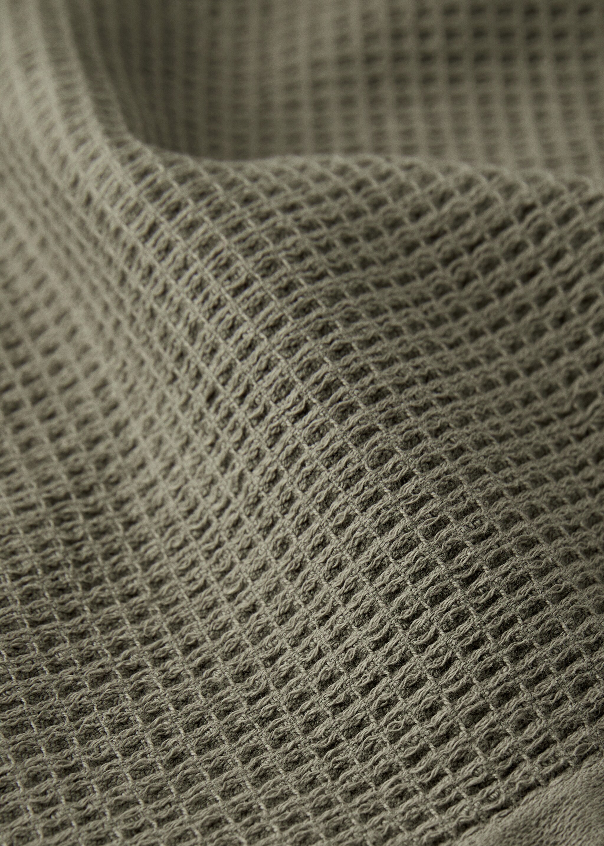 Reversible cotton washbasin towel - Details of the article 2, Olive Green. Ref: 17021600-00.