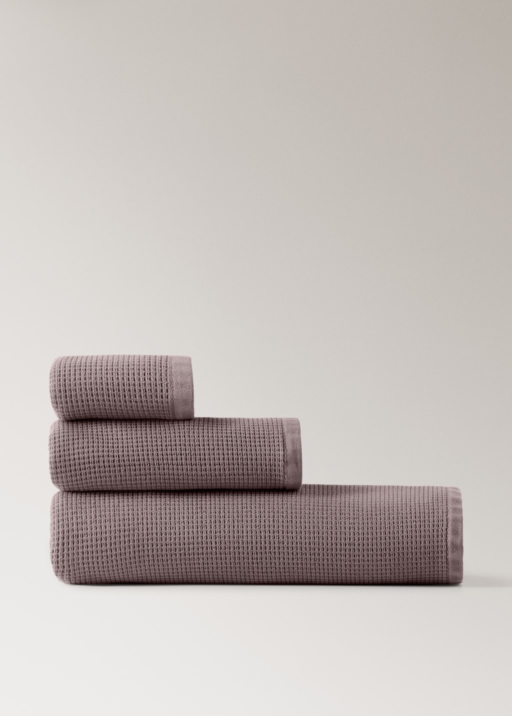 Reversible cotton washbasin towel