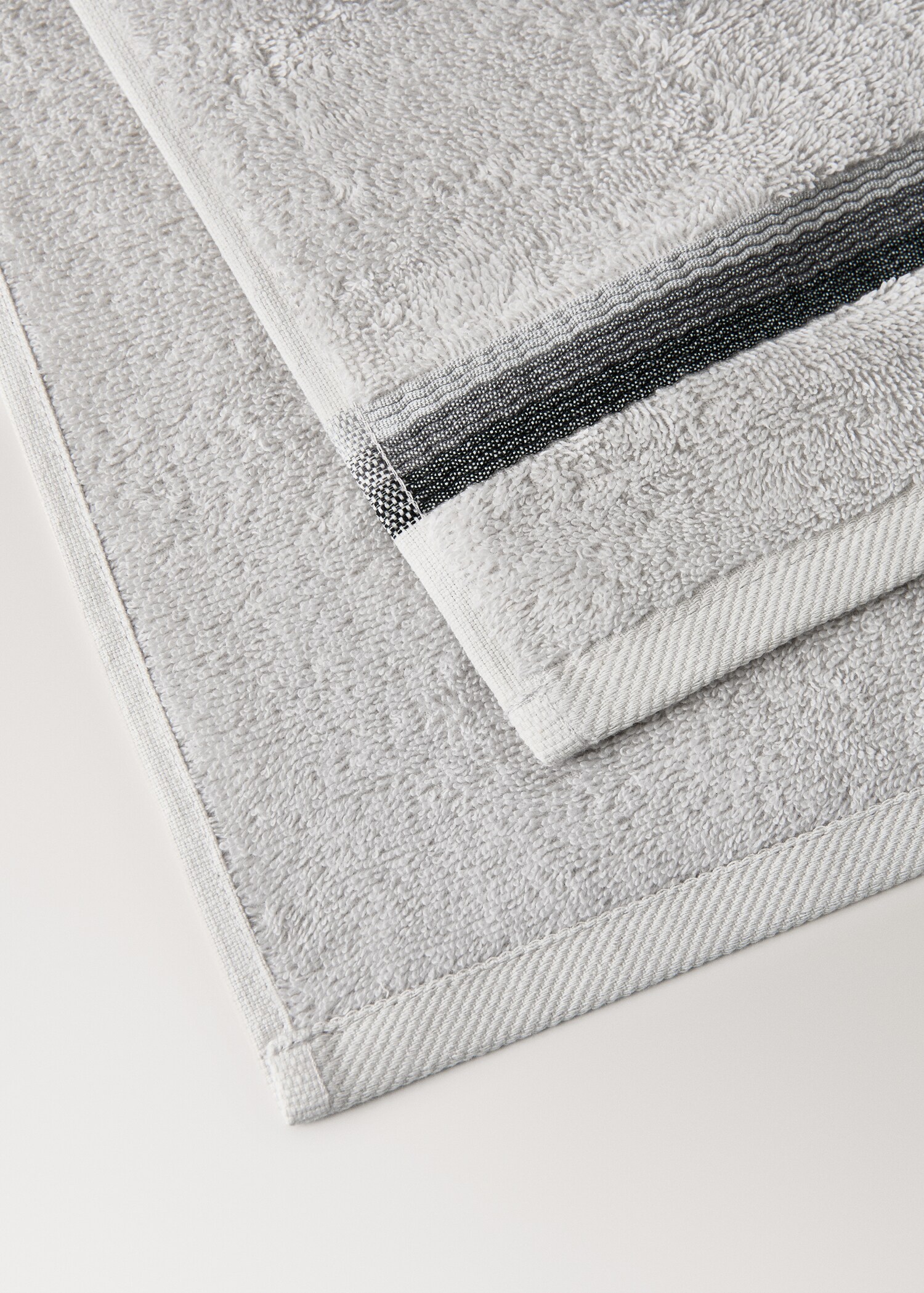 Handtuch mit Streifenbordüre - Detail des Artikels 2