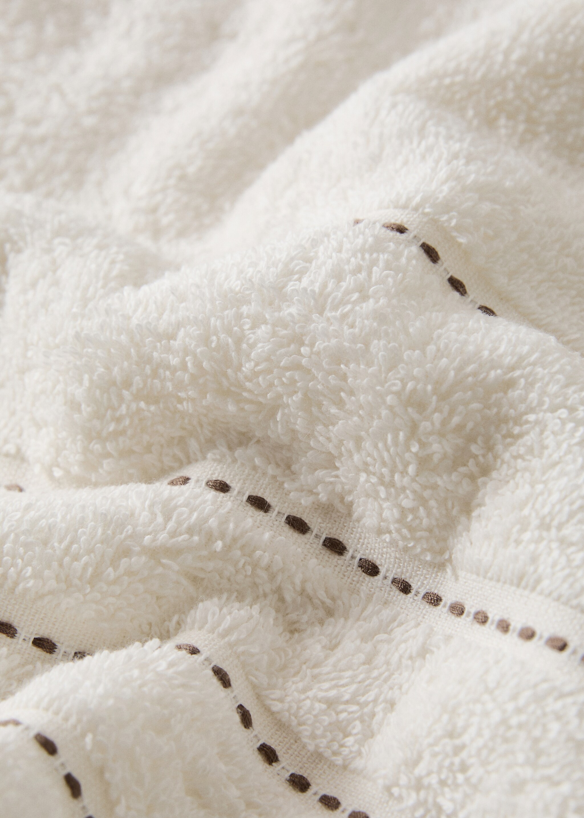Towel velvet - Details of the article 2, Off White. Ref: 17021607-00.