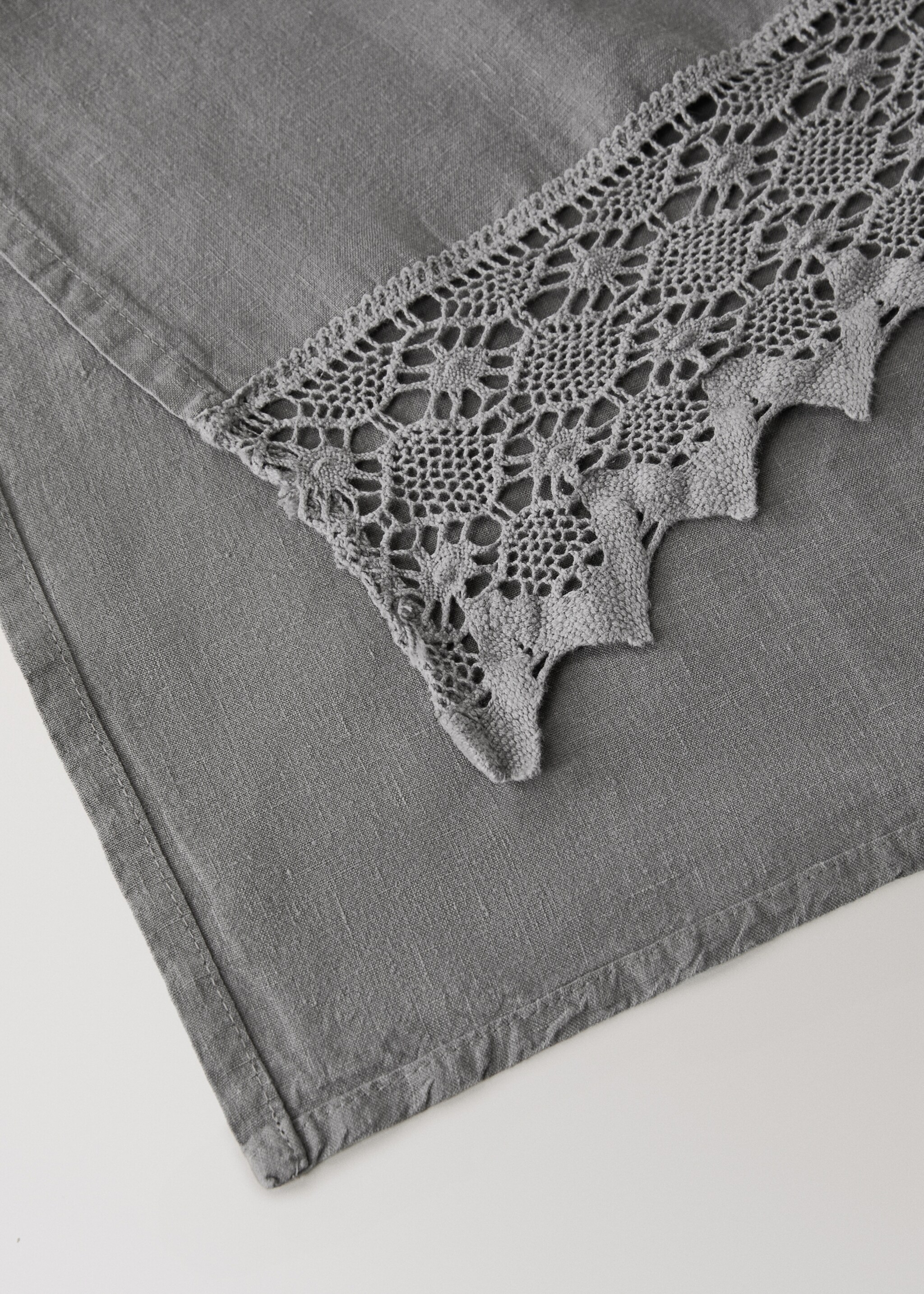 Serviette lin finition dentelle - Détail de l'article 3, Gris. Ref: 17021608-00.