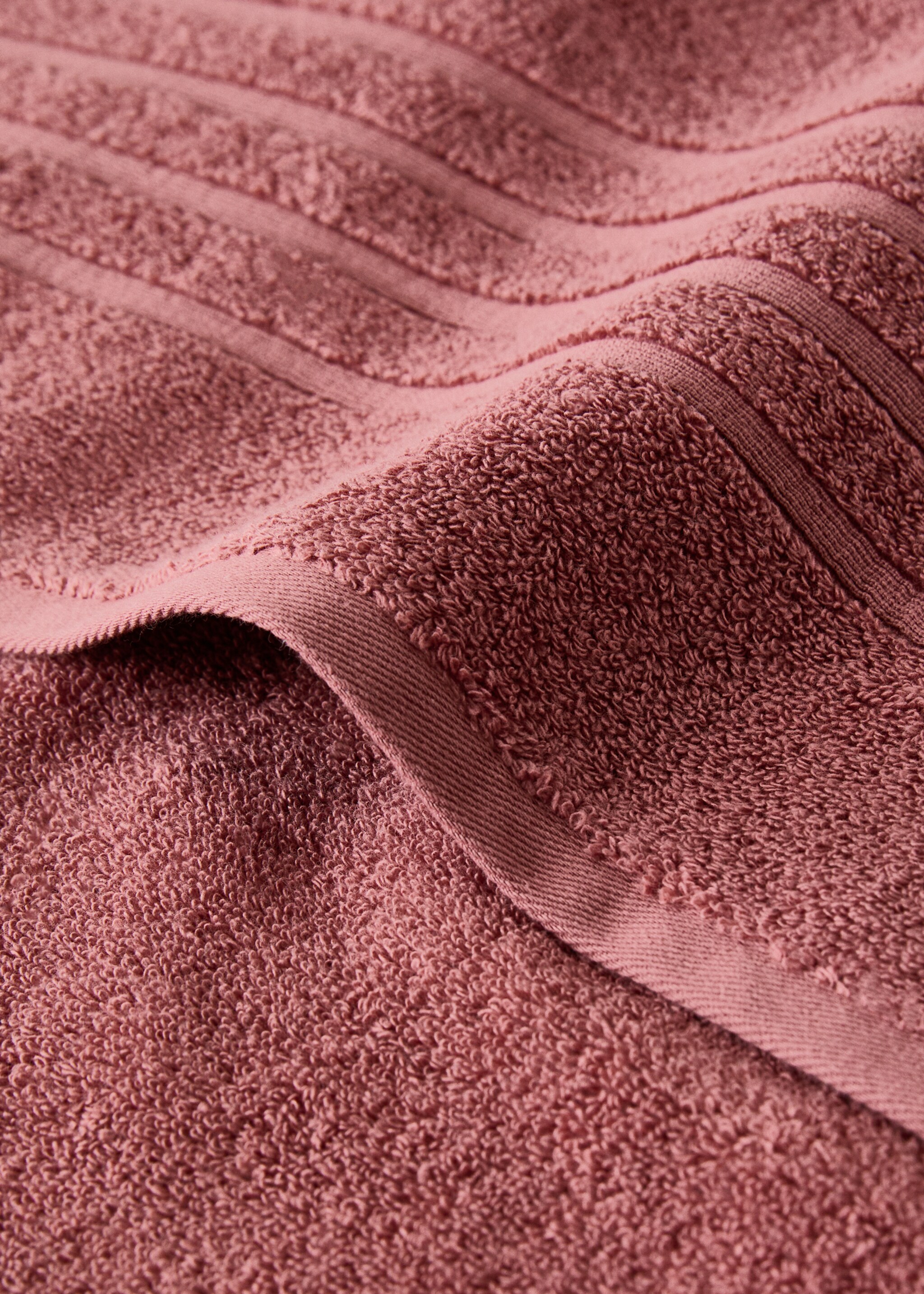 Serviette de bain coton - Détail de l'article 1, Fraise. Ref: 17021613-00.
