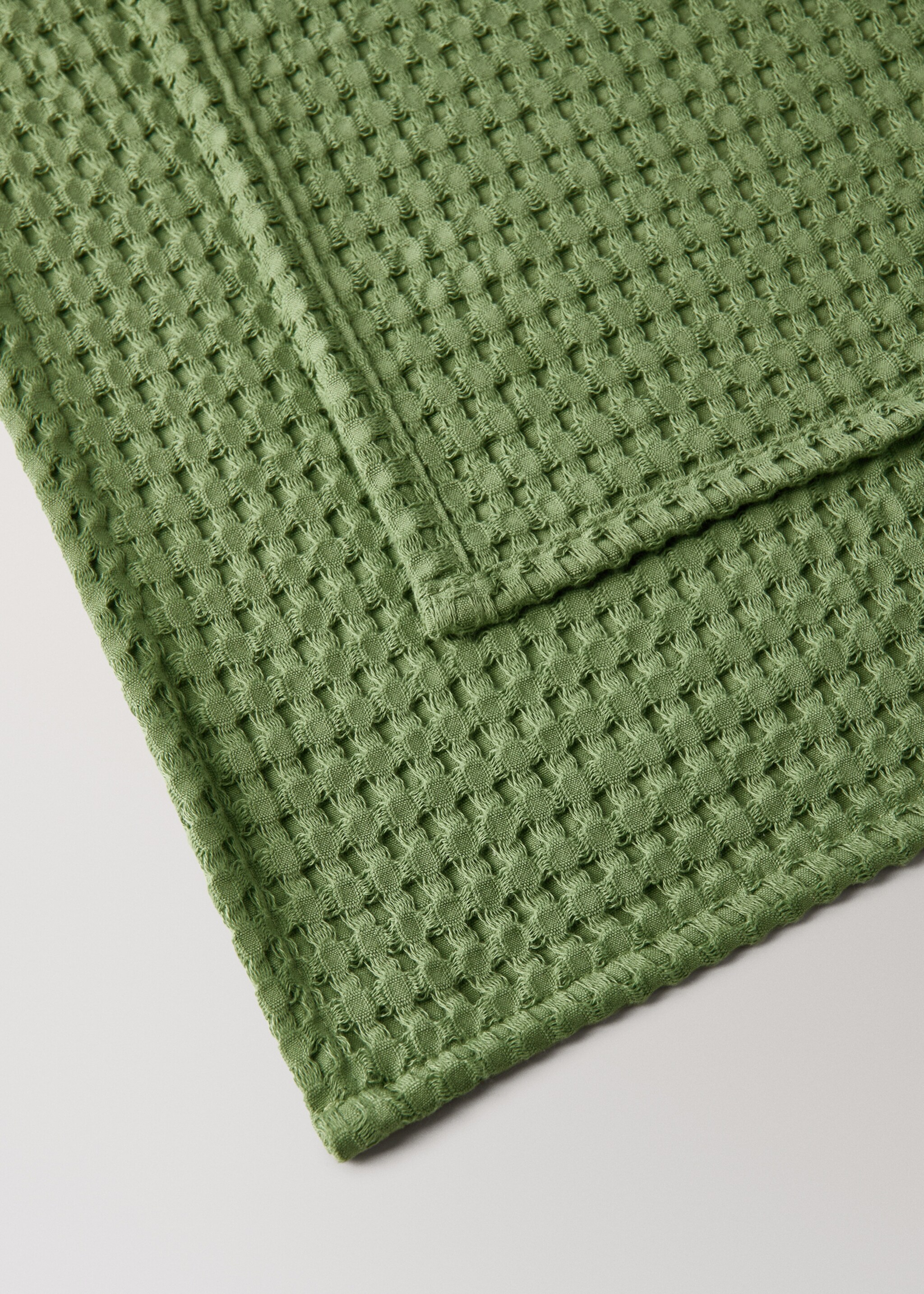 Children's waffle cotton shower towel - Details of the article 1, Green. Ref: 17021626-00.