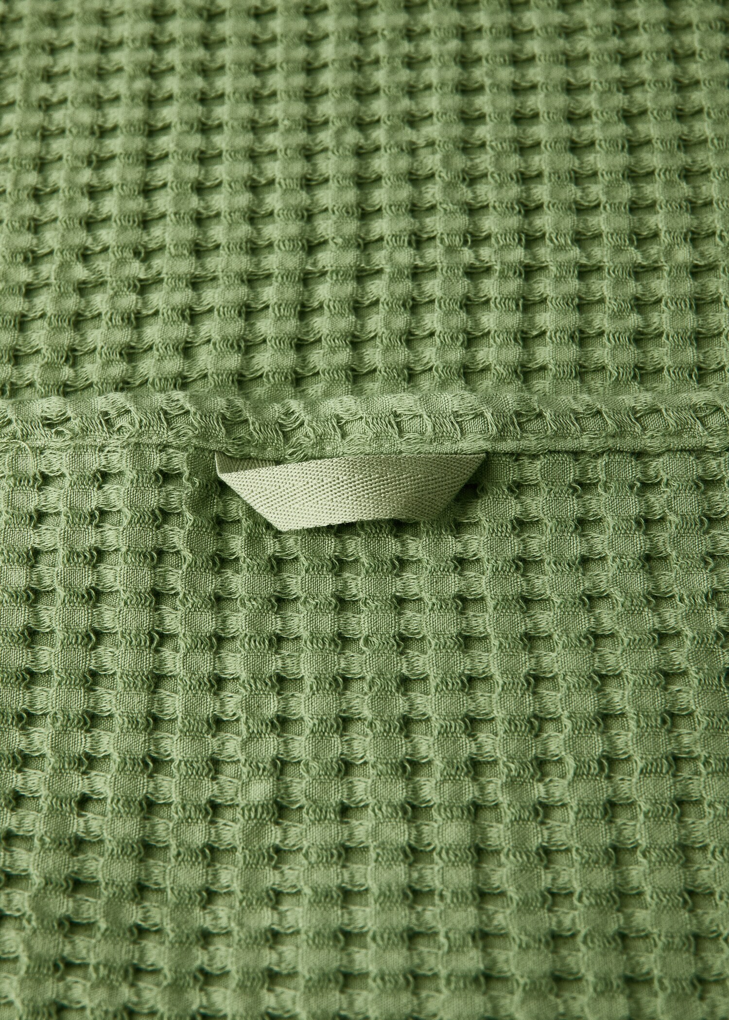 Children's waffle cotton shower towel - Details of the article 2