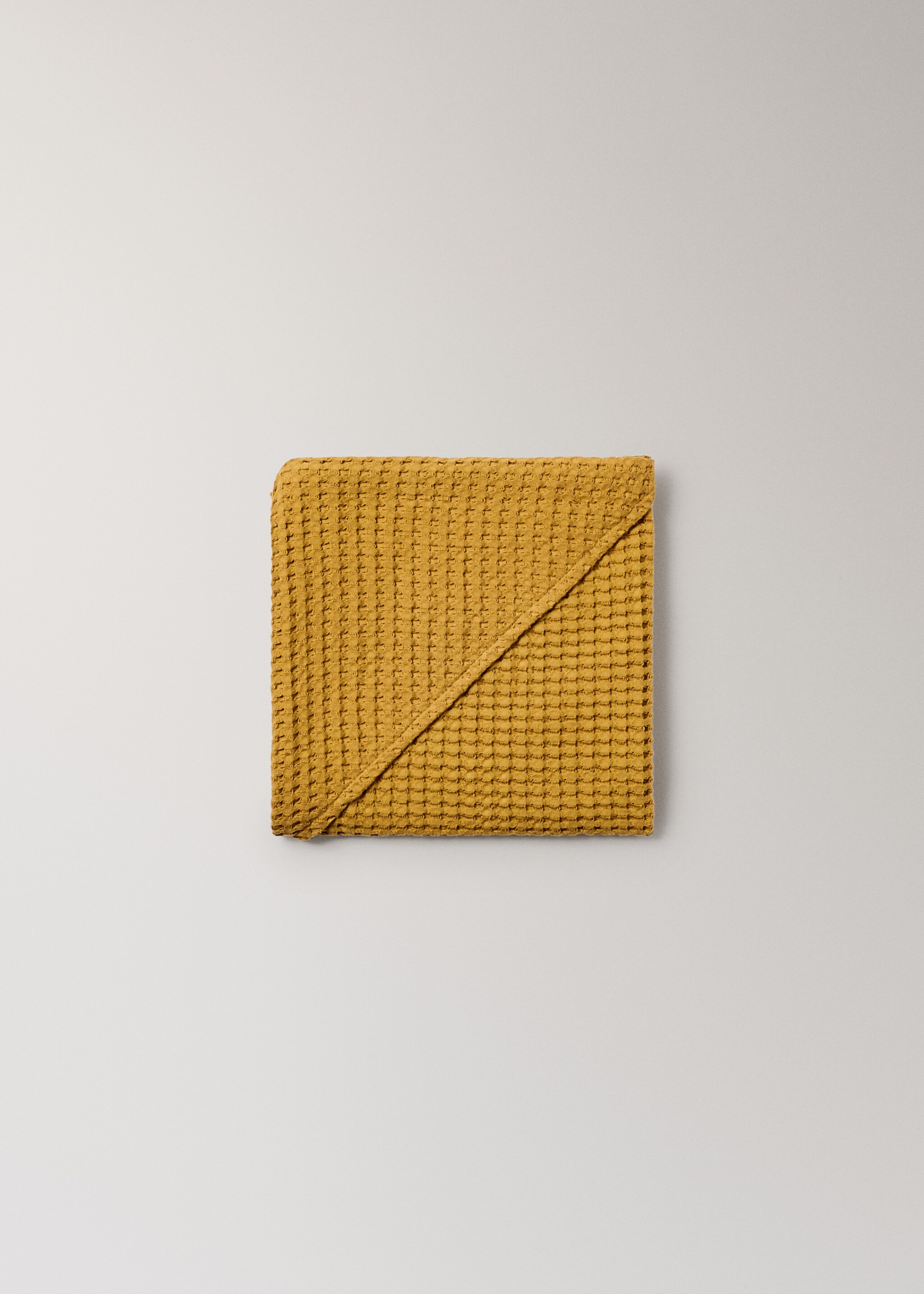 Children's waffle cotton bath cape - Details of the article 1, Mustard. Ref: 17021627-00.