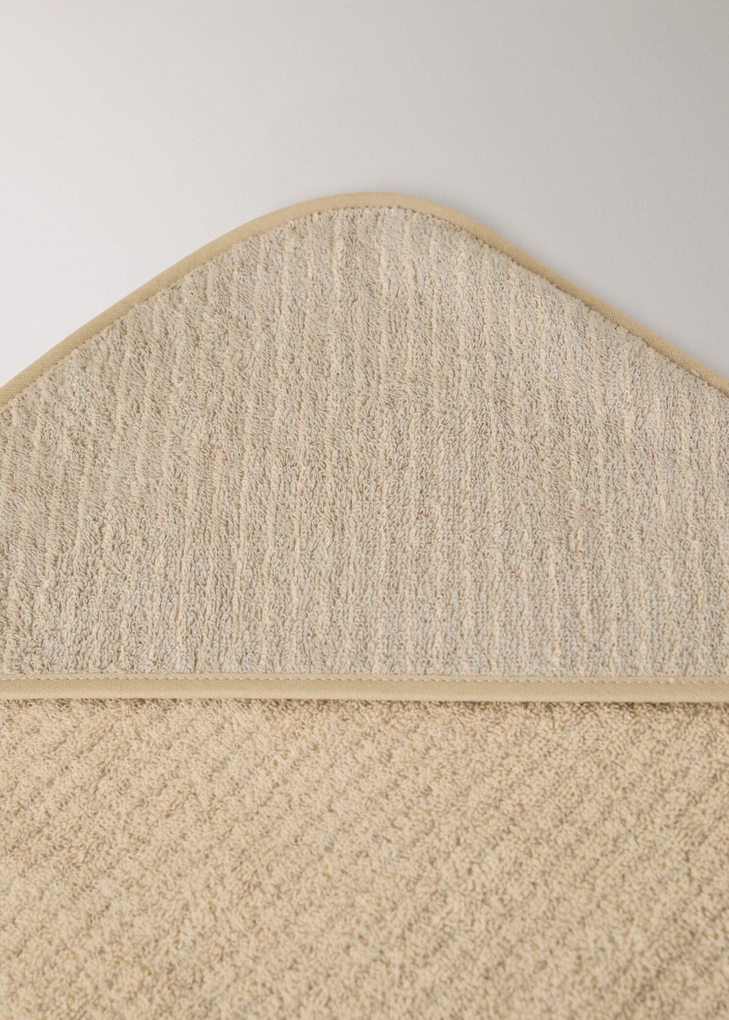 Children's cotton striped bath poncho - Details of the article 1