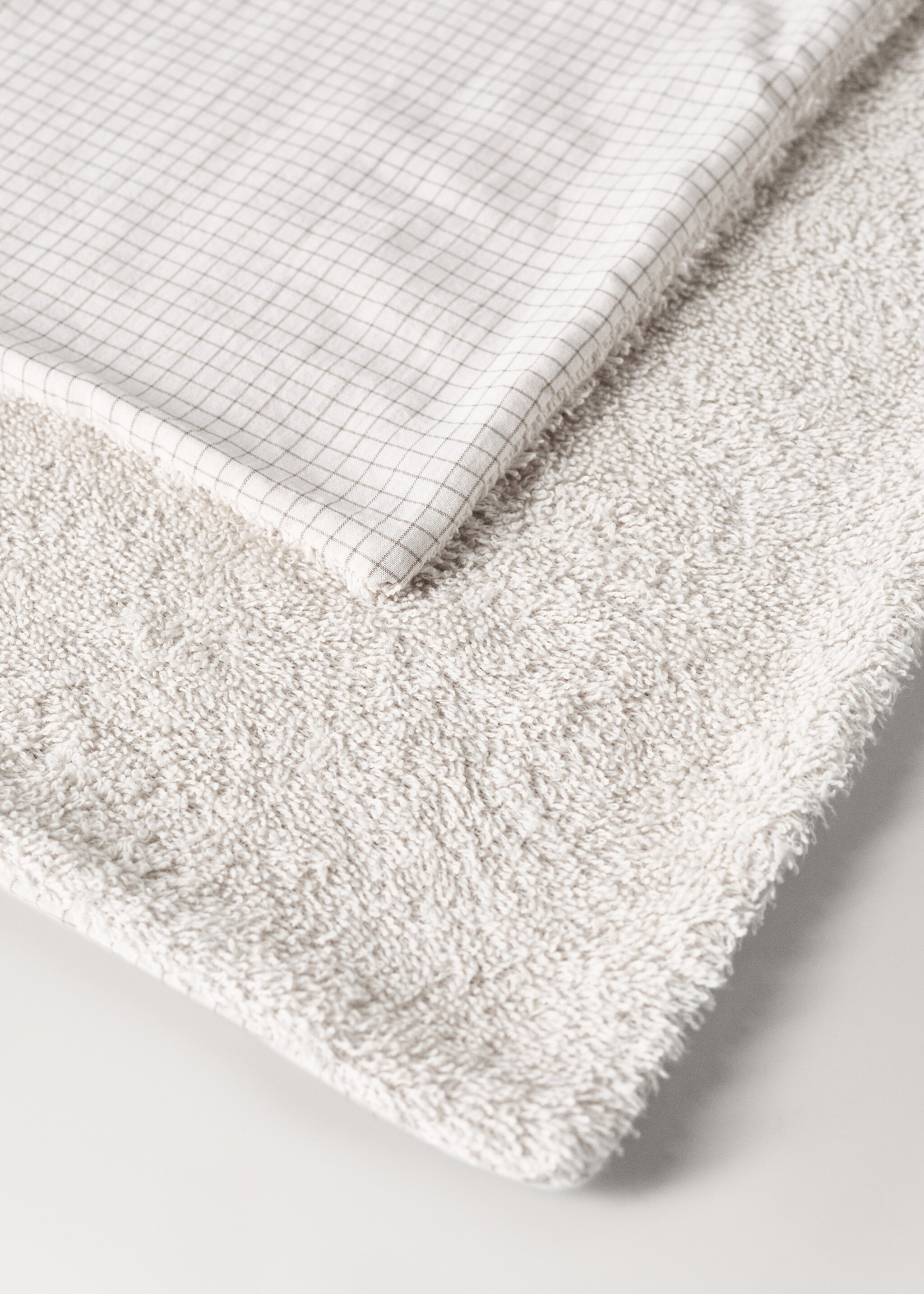 Children's cotton check towel - Details of the article 1, Medium Brown. Ref: 17021633-00.