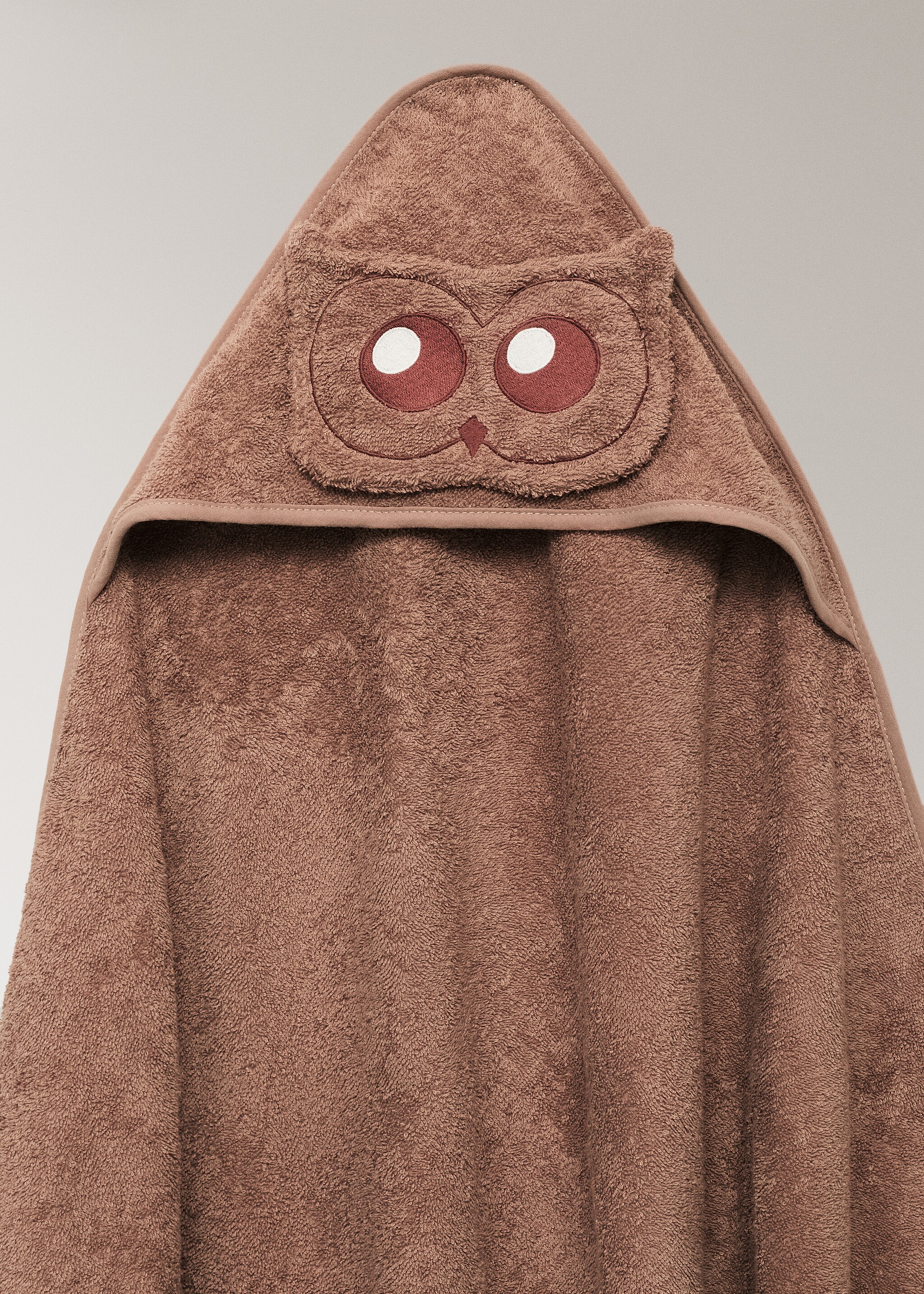 Children's terry bath cape with owl design - Details of the article 3, Pink. Ref: 17021634-00.