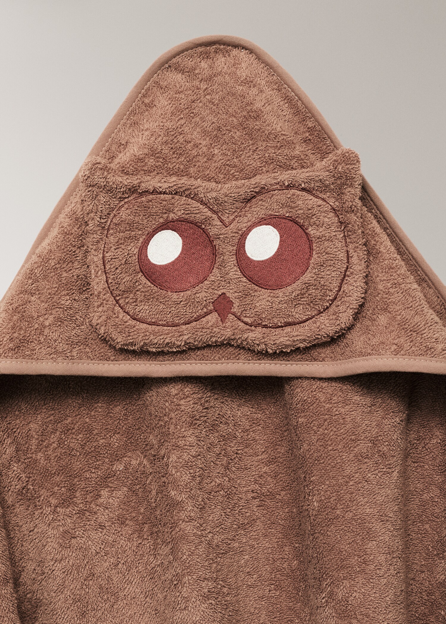Children's terry cotton bath towel with owl design - Details of the article 4