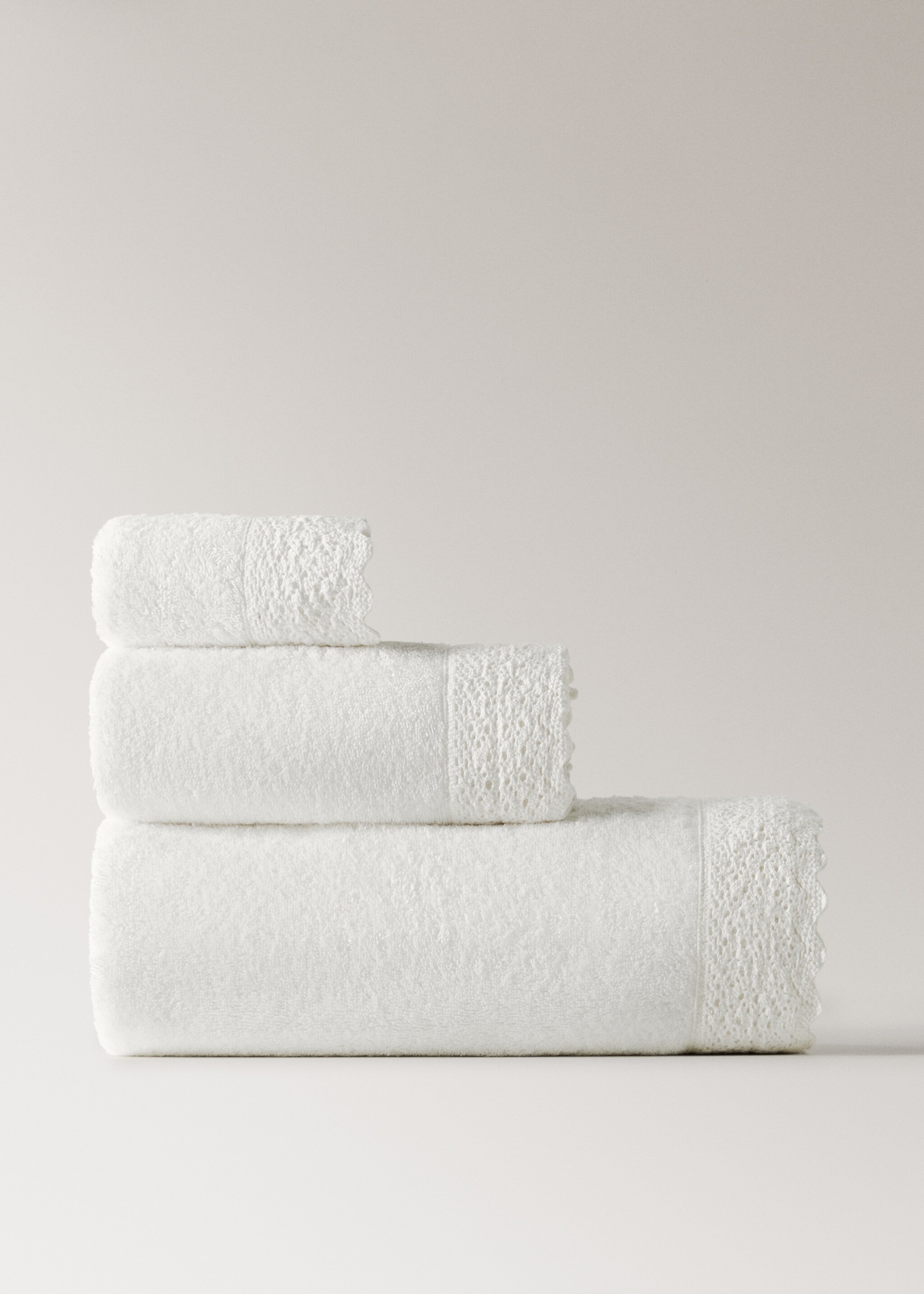 Serviette de bain 100 % coton dentelle - Article sans modèle, Gris chiné clair. Ref: 17021635-00.