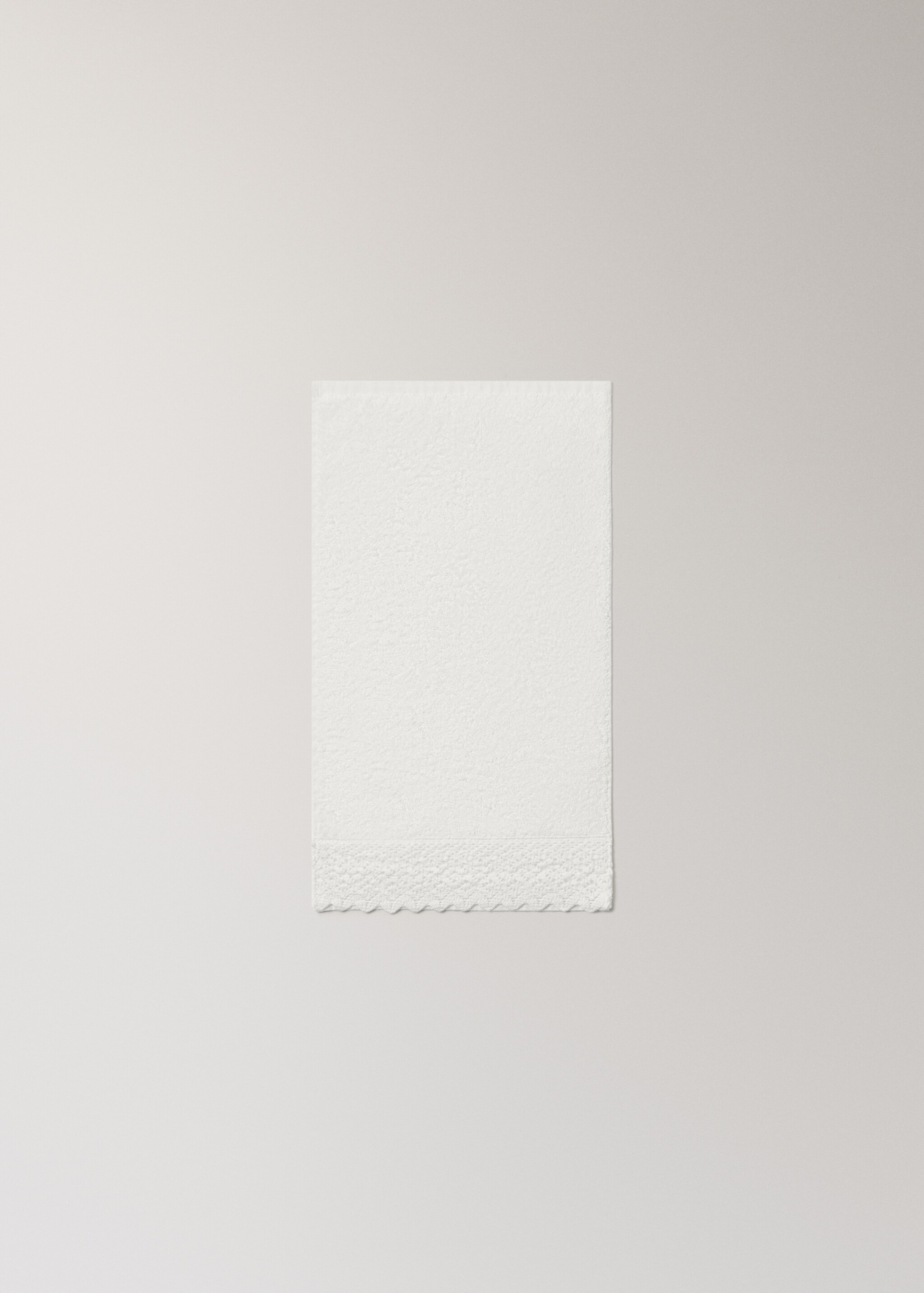 Towel romantic - Details of the article 3, Ecru. Ref: 17021637-00.