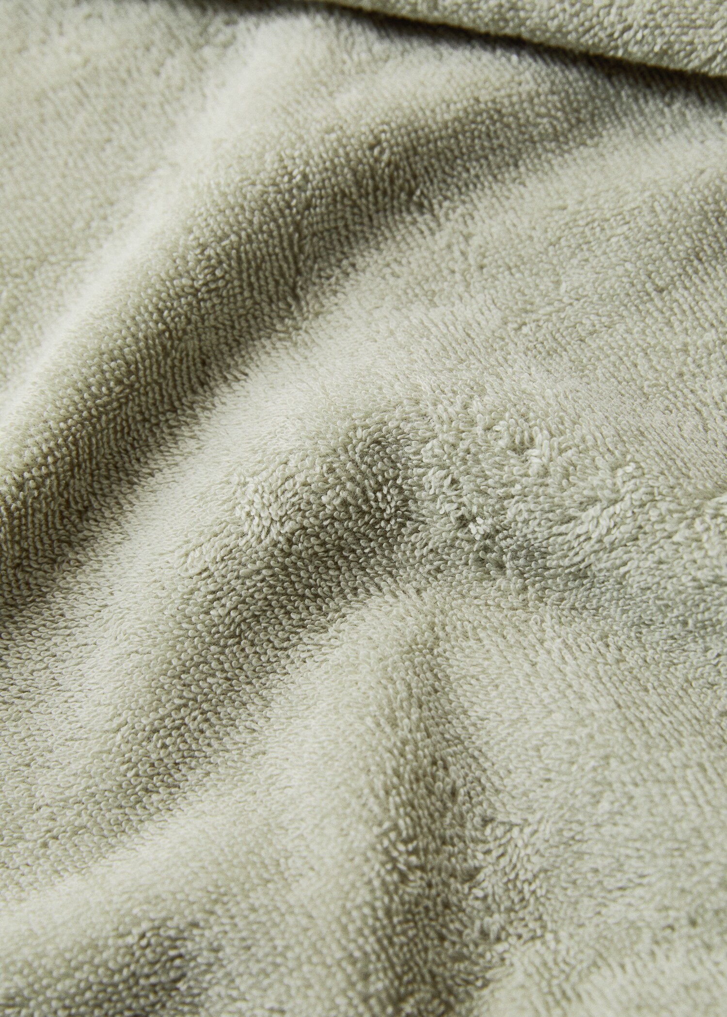 Children's bath cape with mouse hood detail - Details of the article 2