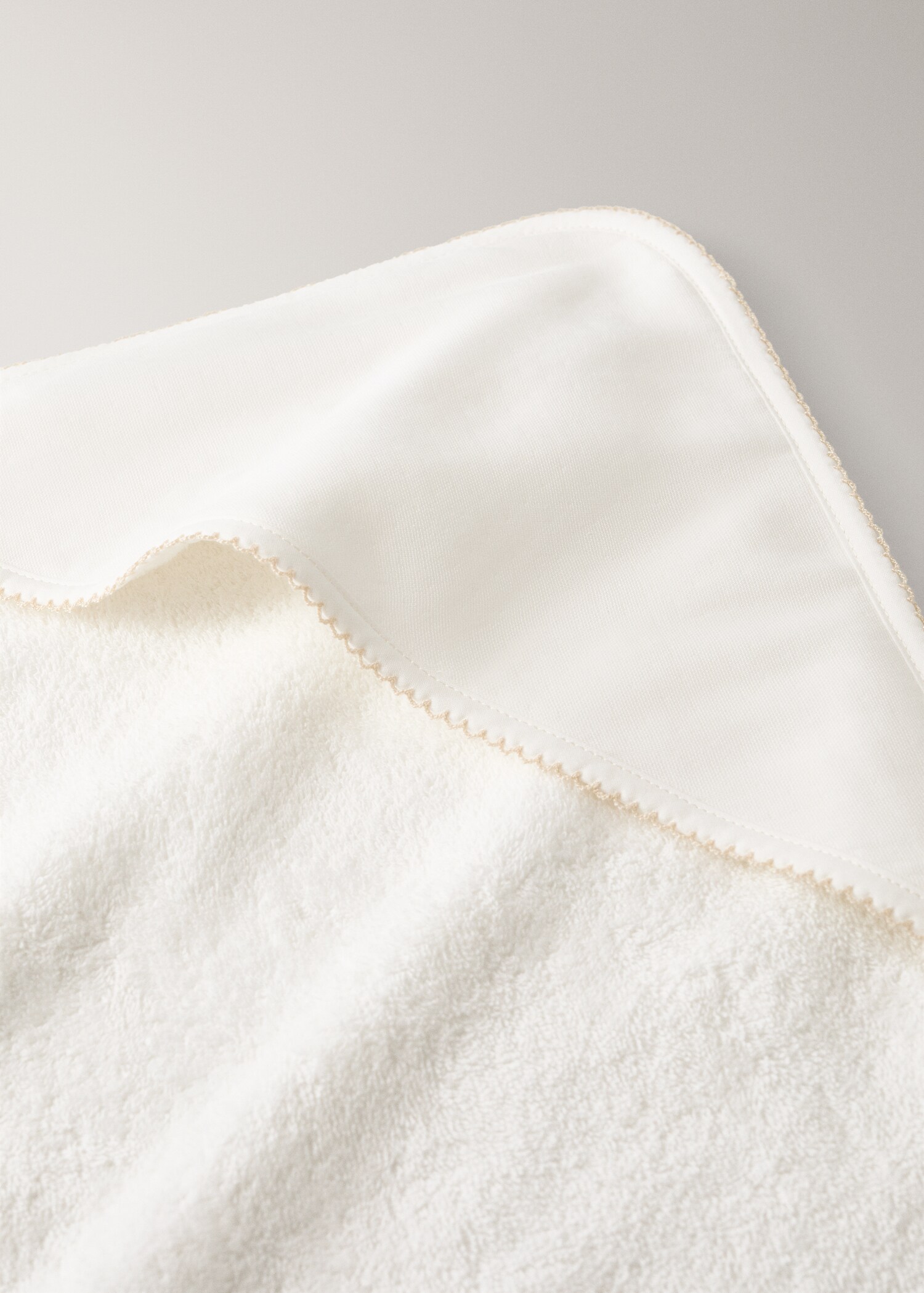 Towel ines - Details of the article 1