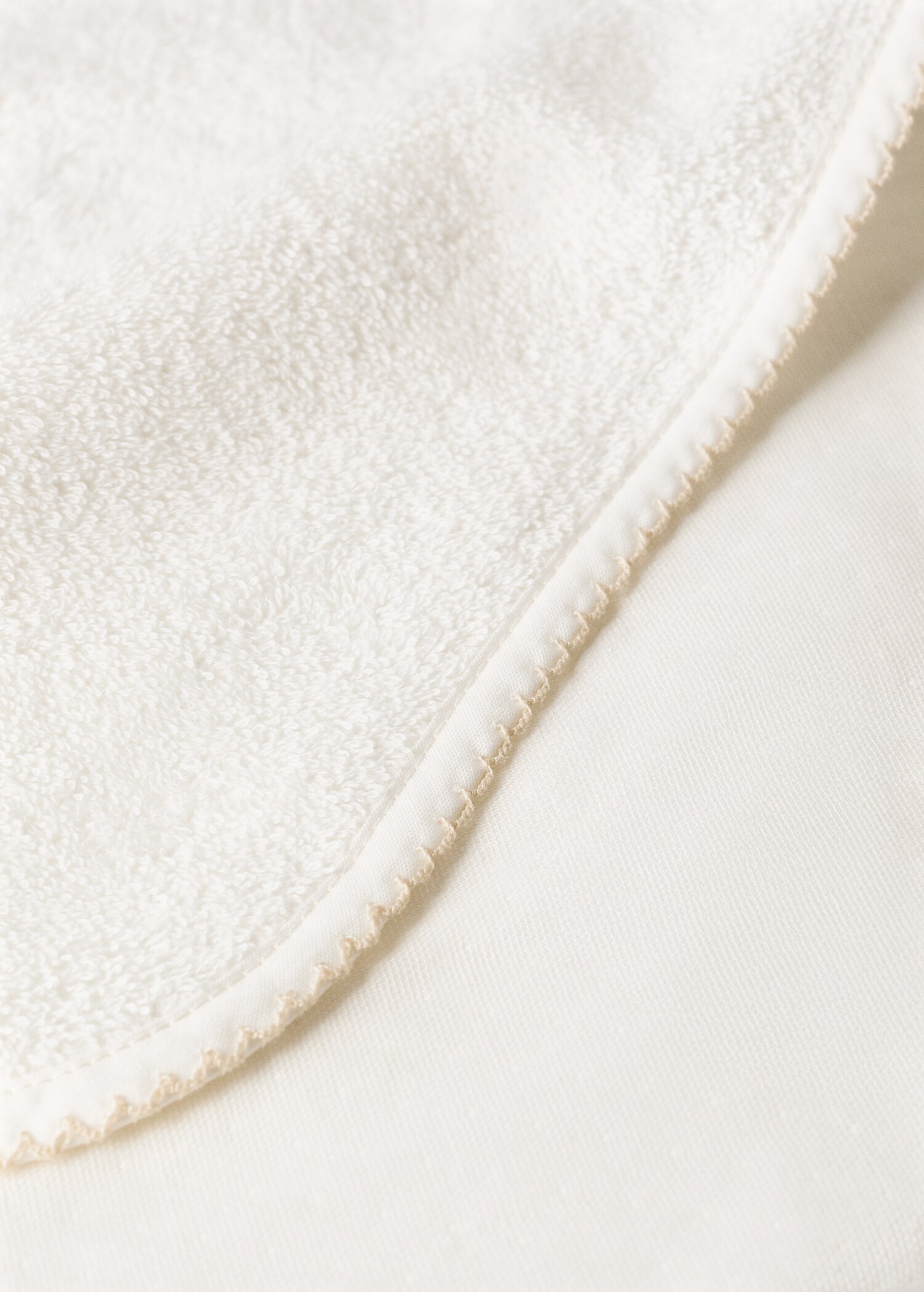 Towel ines - Details of the article 2