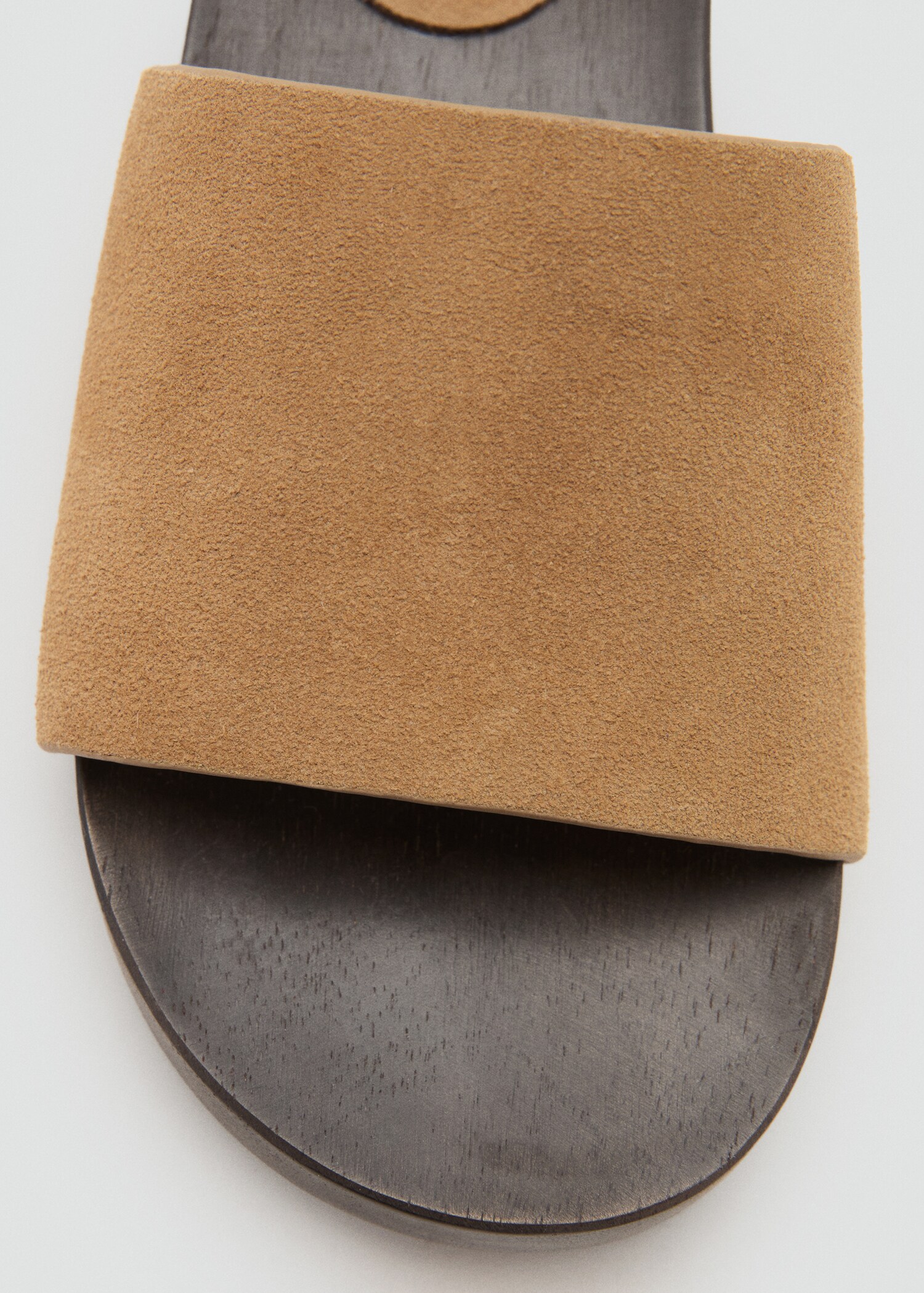 Suede sandal with wooden sole - Details of the article 1