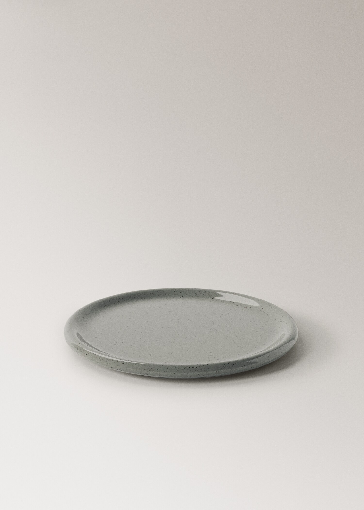 Grey polka dot bread plate - Details of the article 1