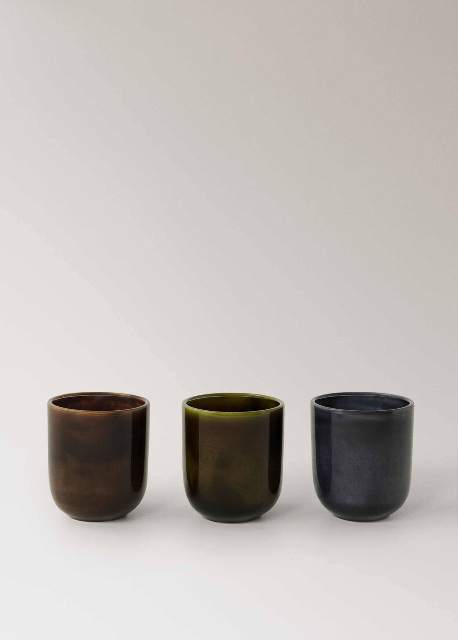 Small stoneware mug - Details of the article 4