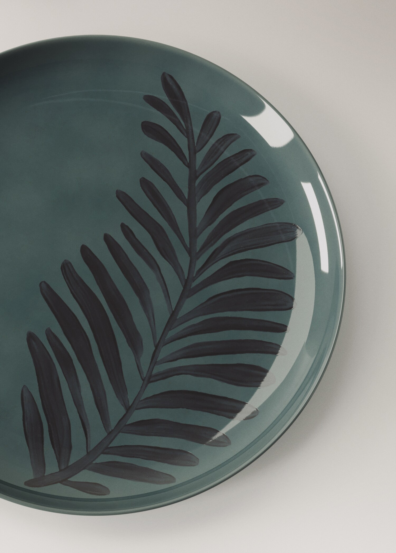 Hand-painted stoneware dessert plate - Details of the article 1