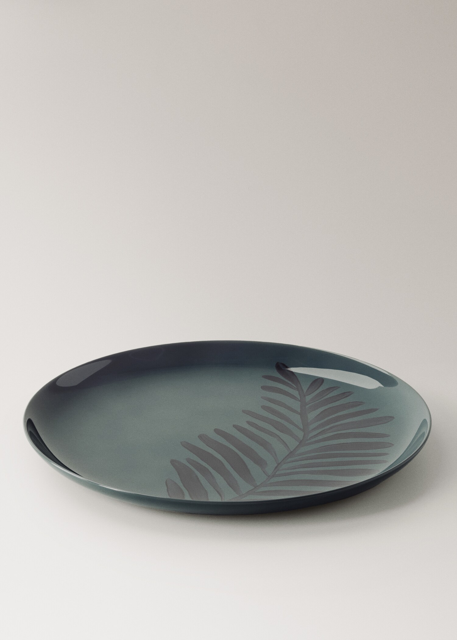 Hand-painted stoneware dessert plate - Details of the article 2