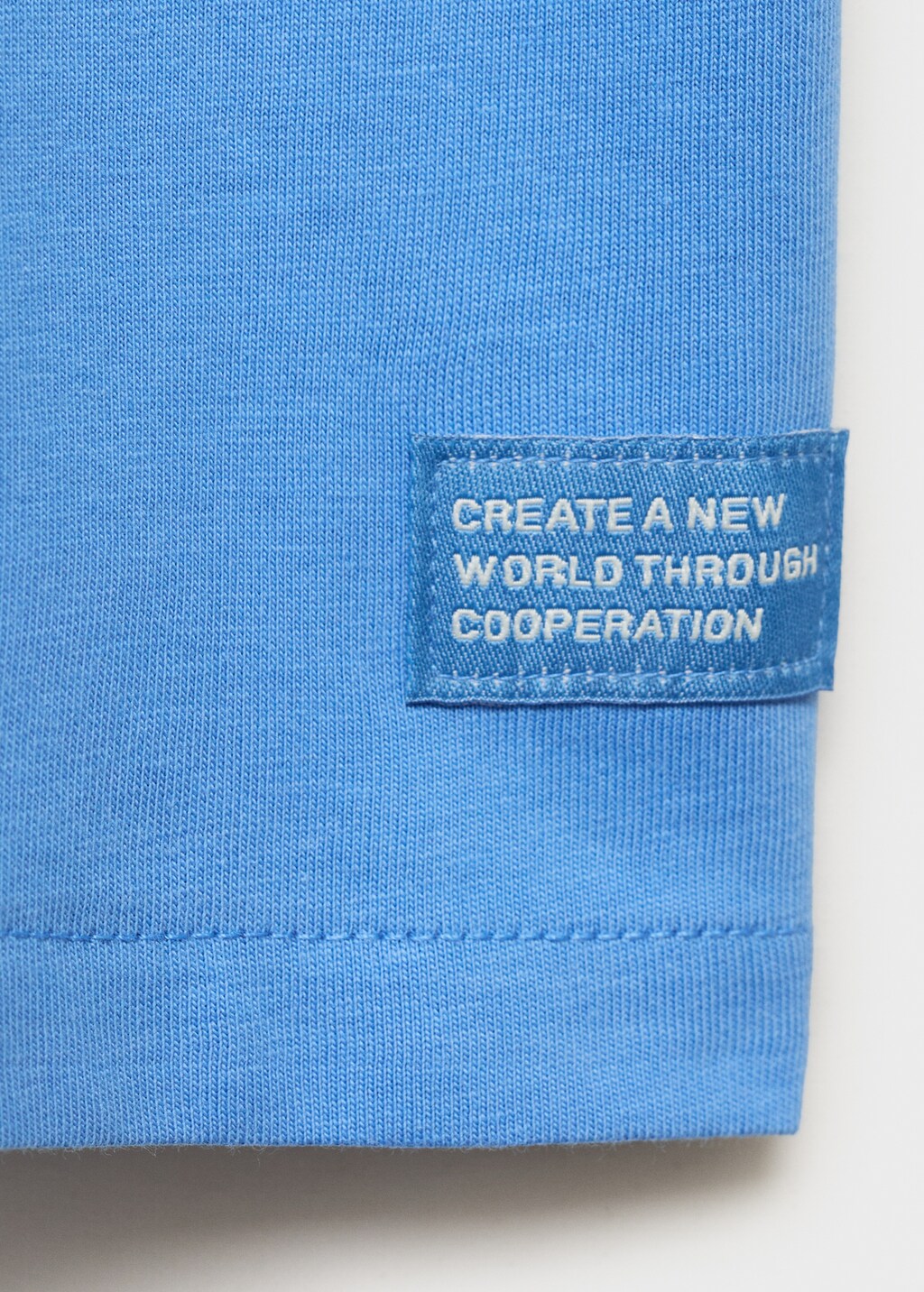 Embossed design T-shirt