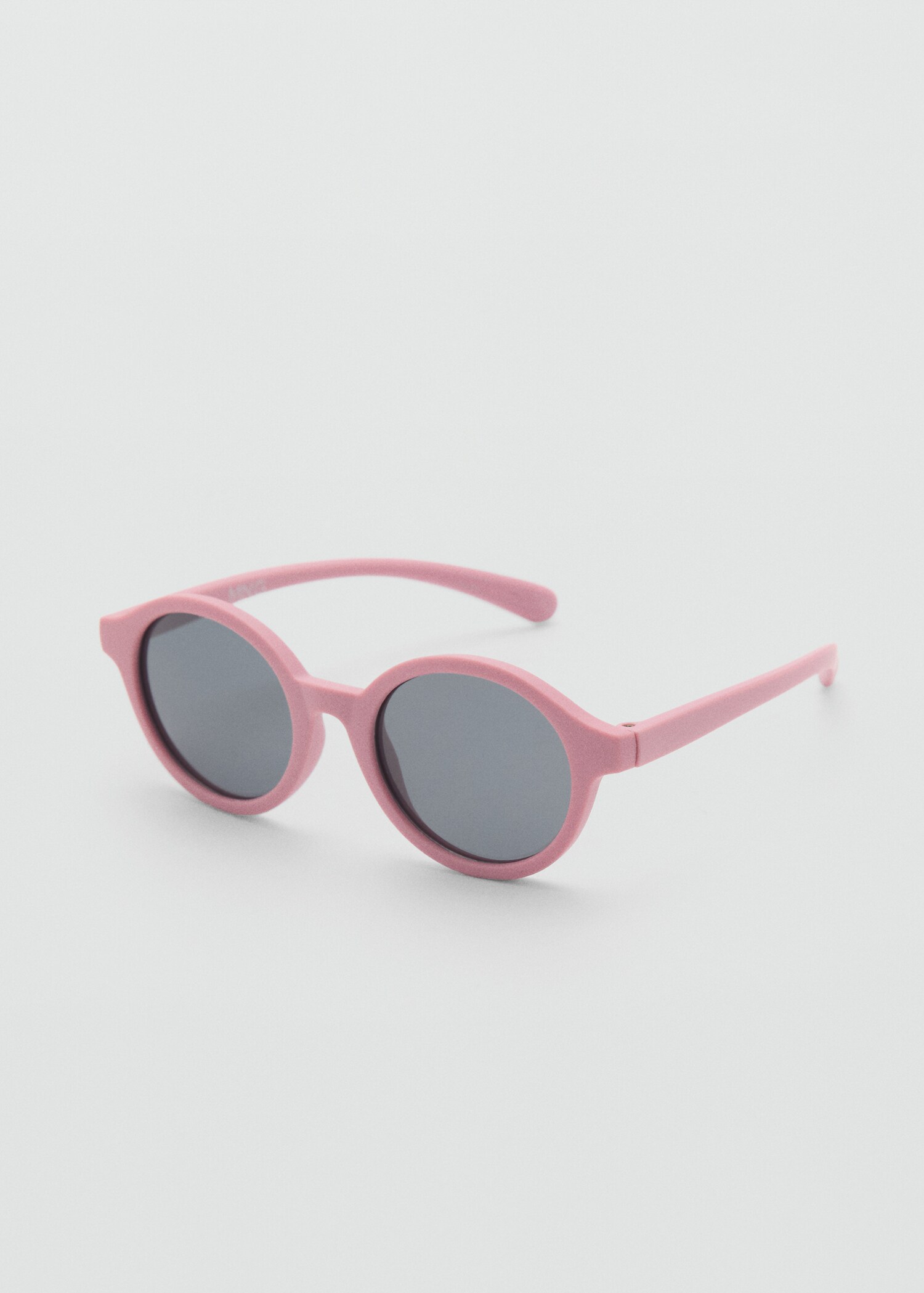 Lunettes de soleil monture ronde - Plan moyen
