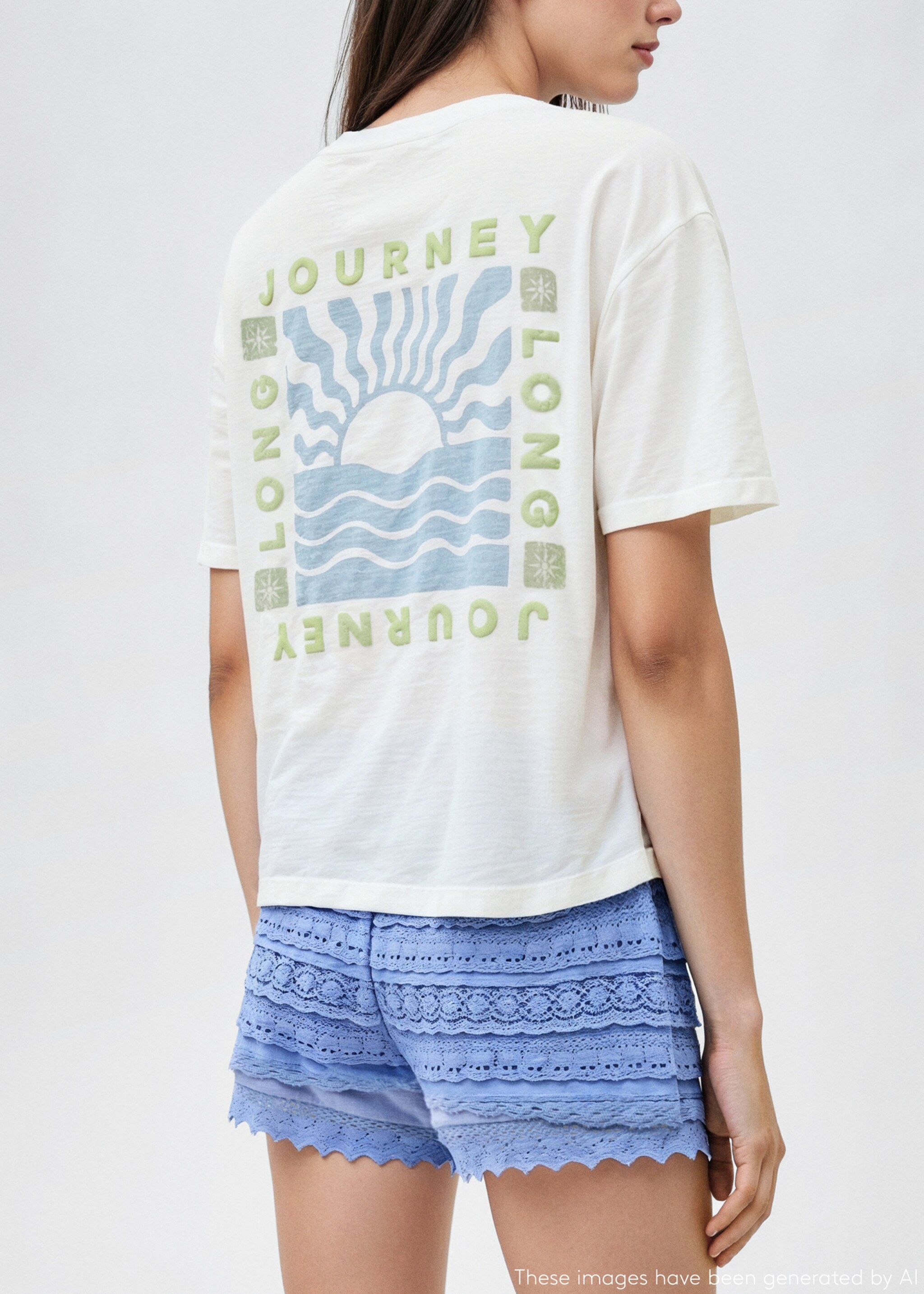 T-shirt cropped com nó - Verso do artigo