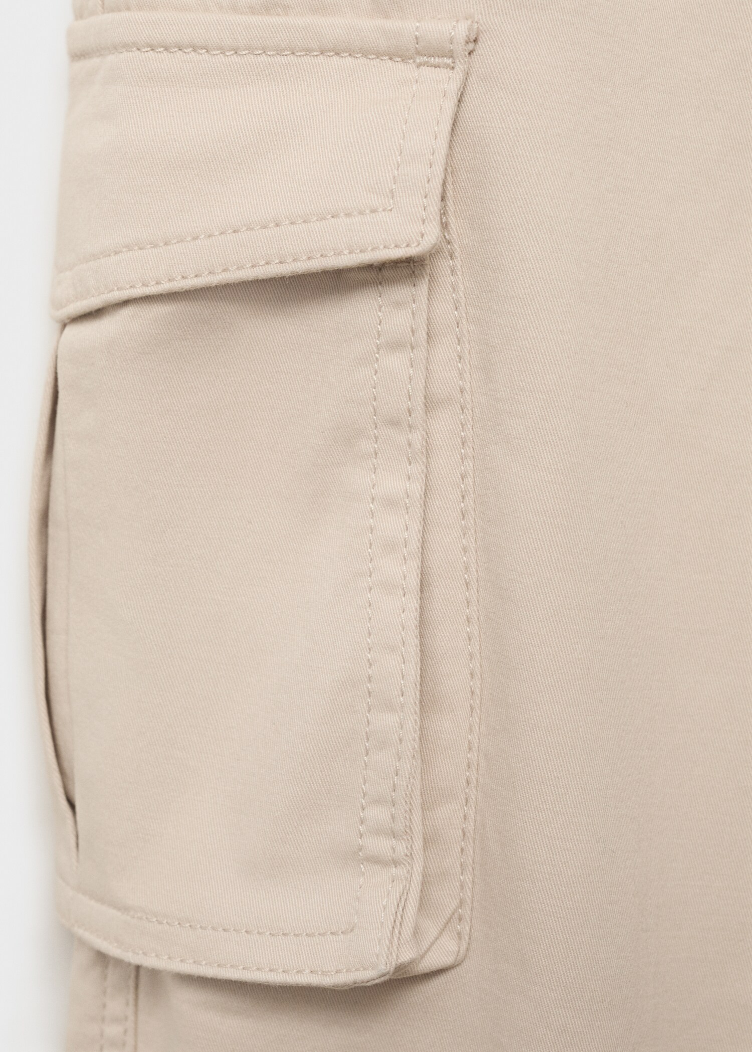 Cargo joggers with drawstring - Details of the article 0