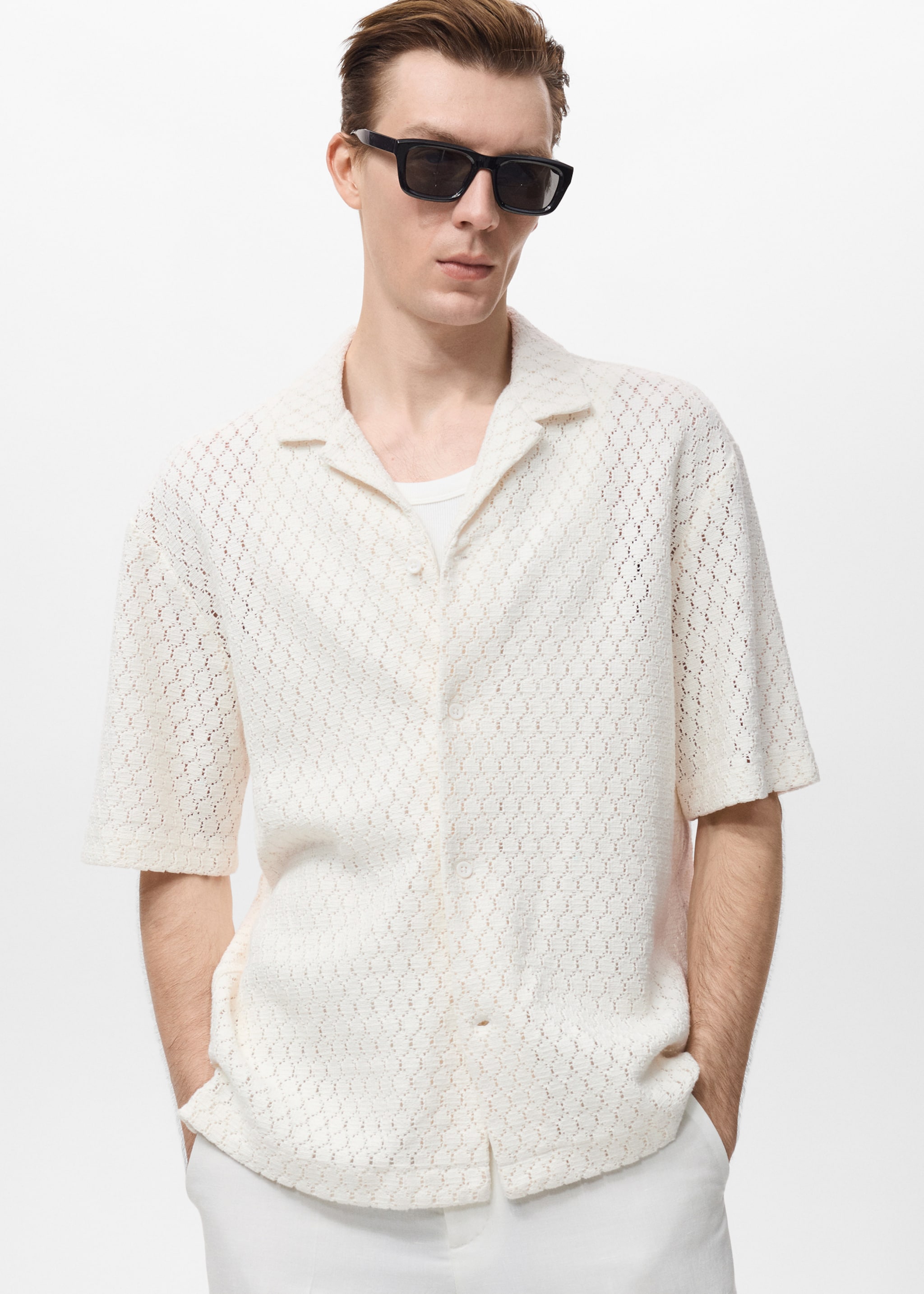 Chemise coton détails ajourés - Plan moyen