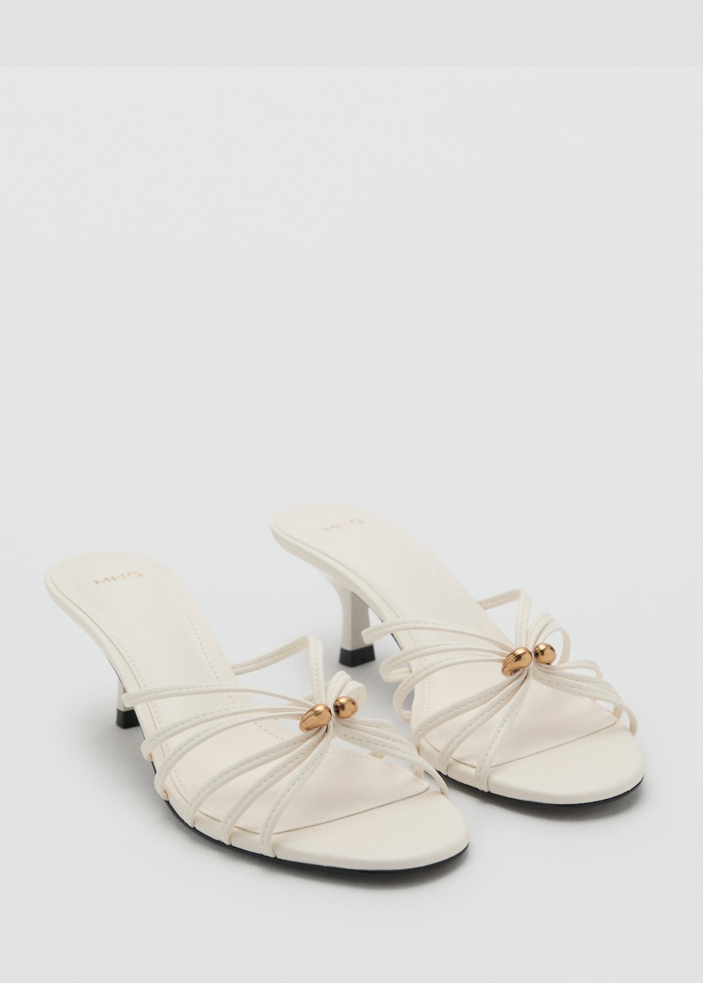 Kitten heel sandal with metallic detail