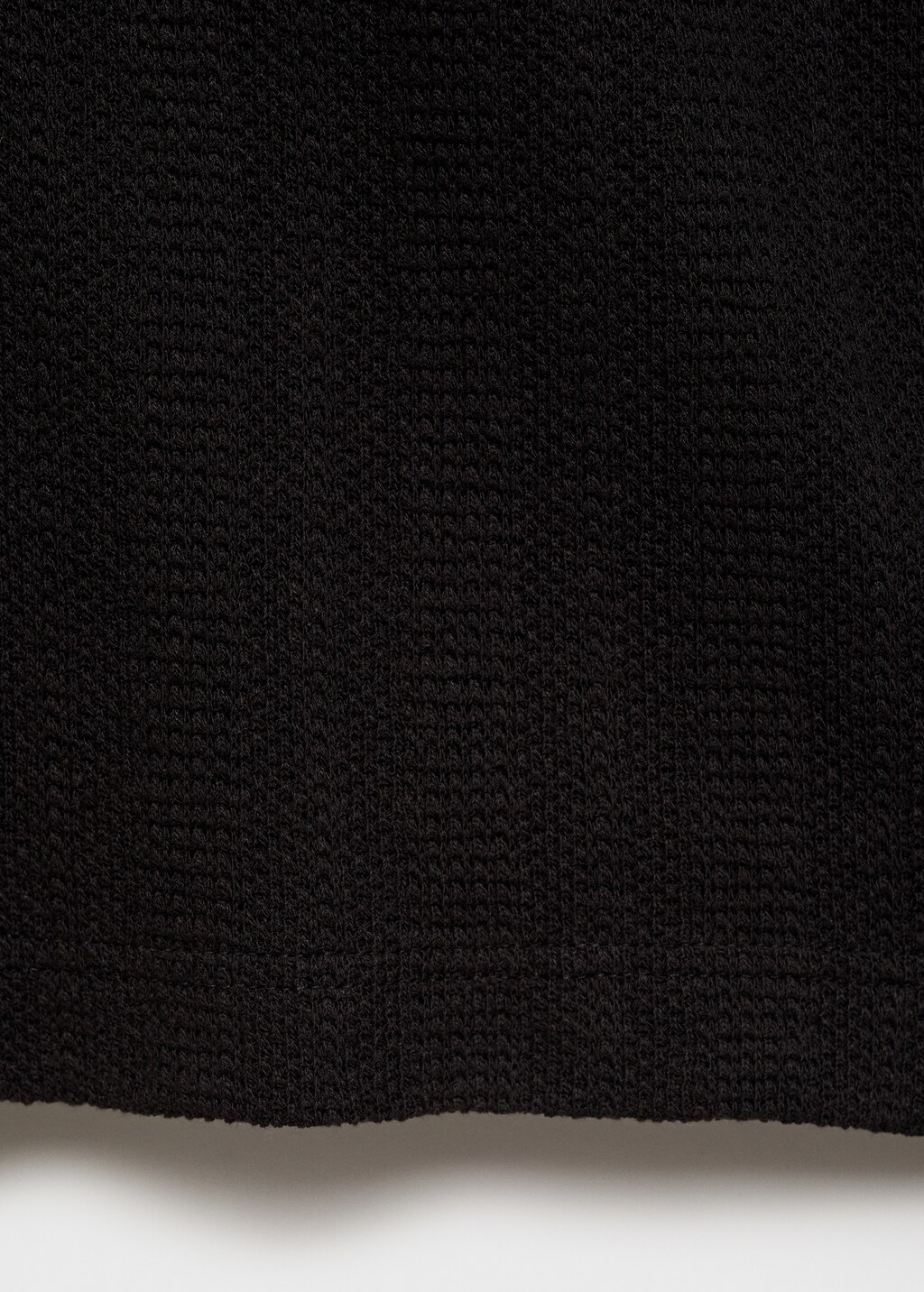 Structured knitted shirt