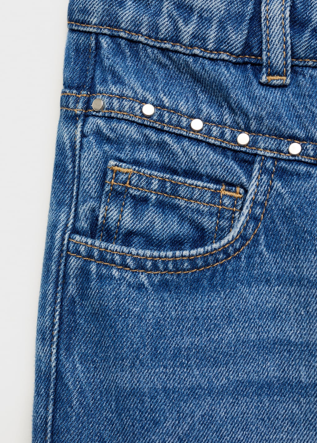 Wide leg jeans with studs