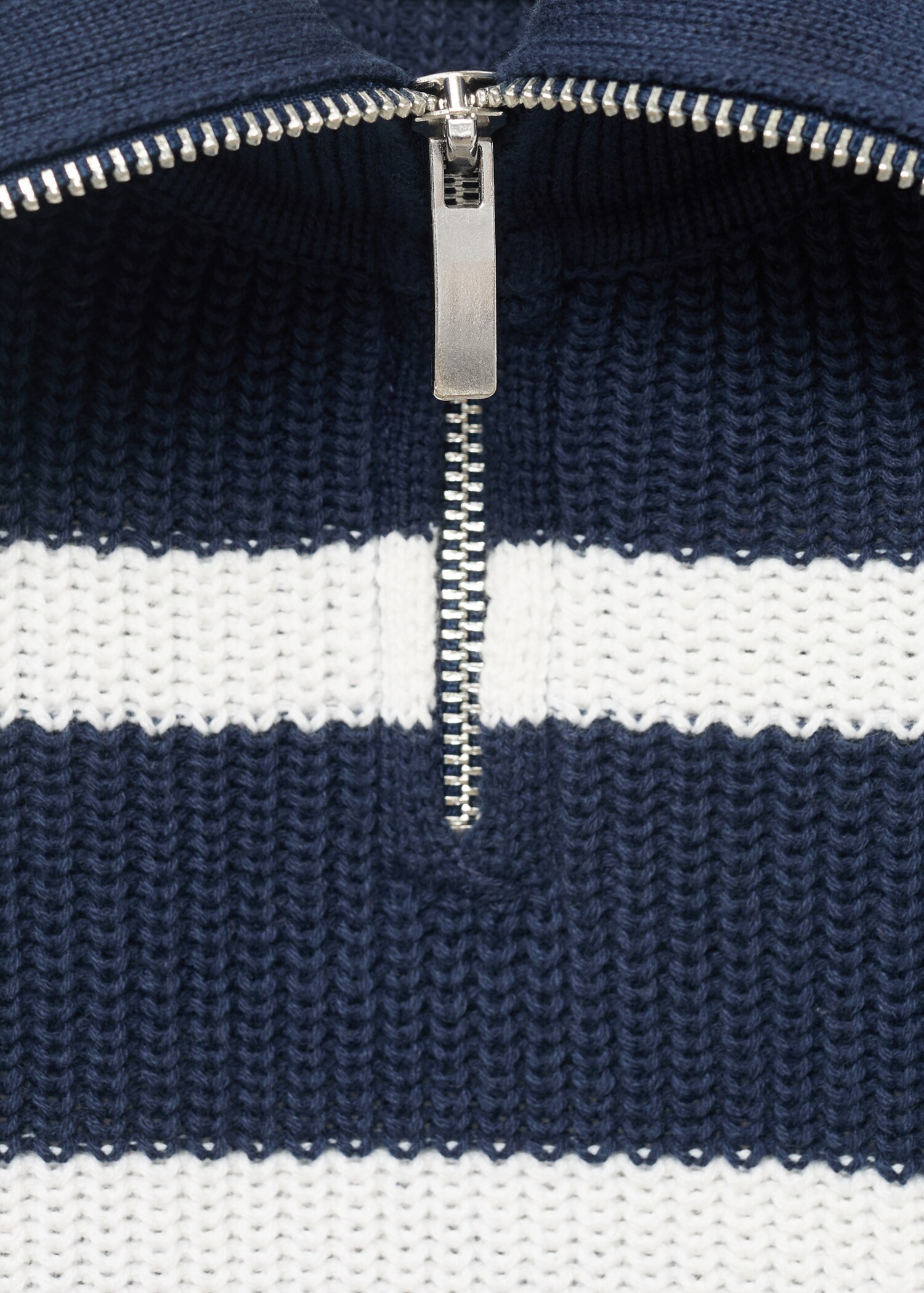 Pull-over maille col montant - Détail de l'article 8
