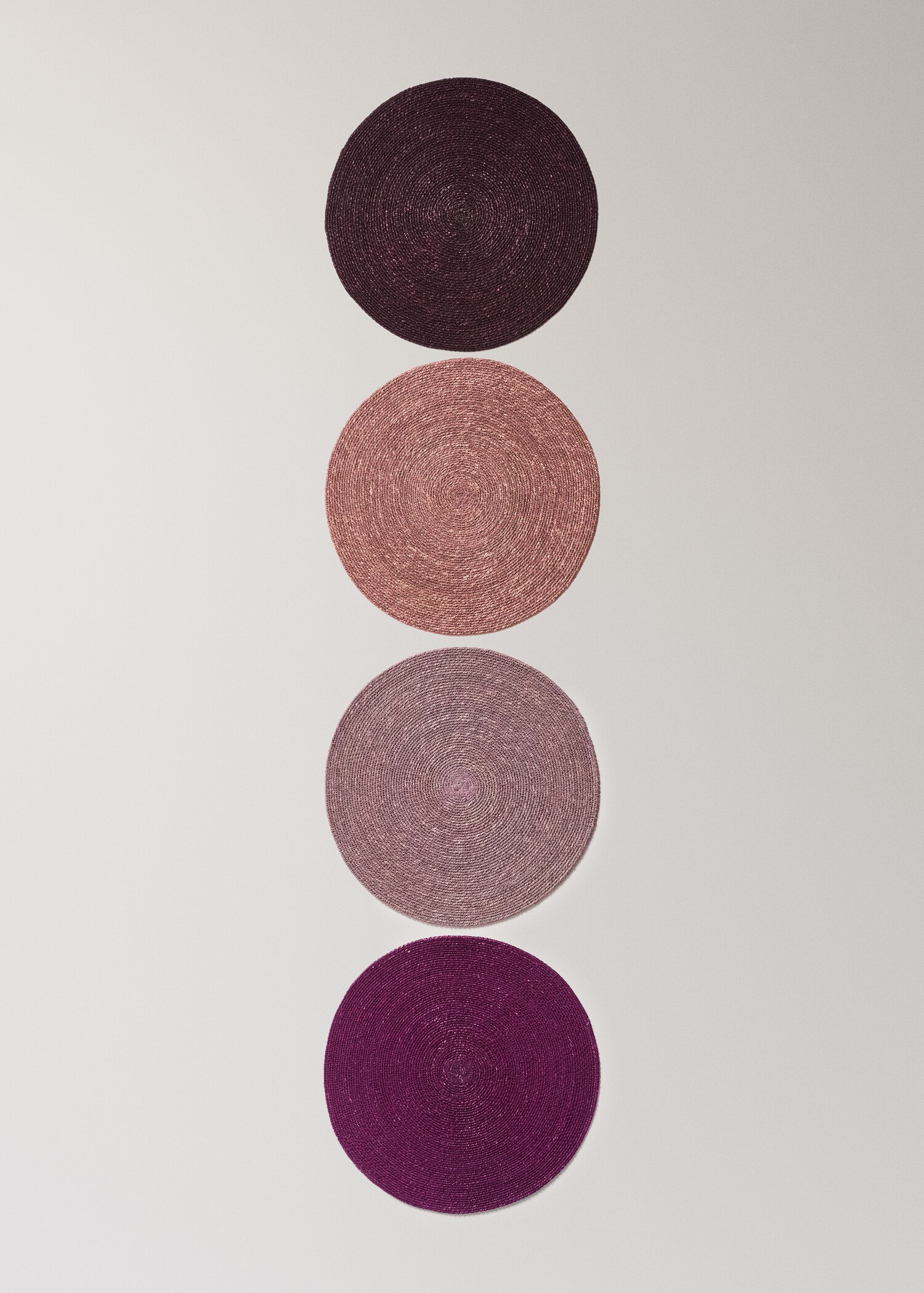 Seagrass placemats in various colours - Details of the article 2
