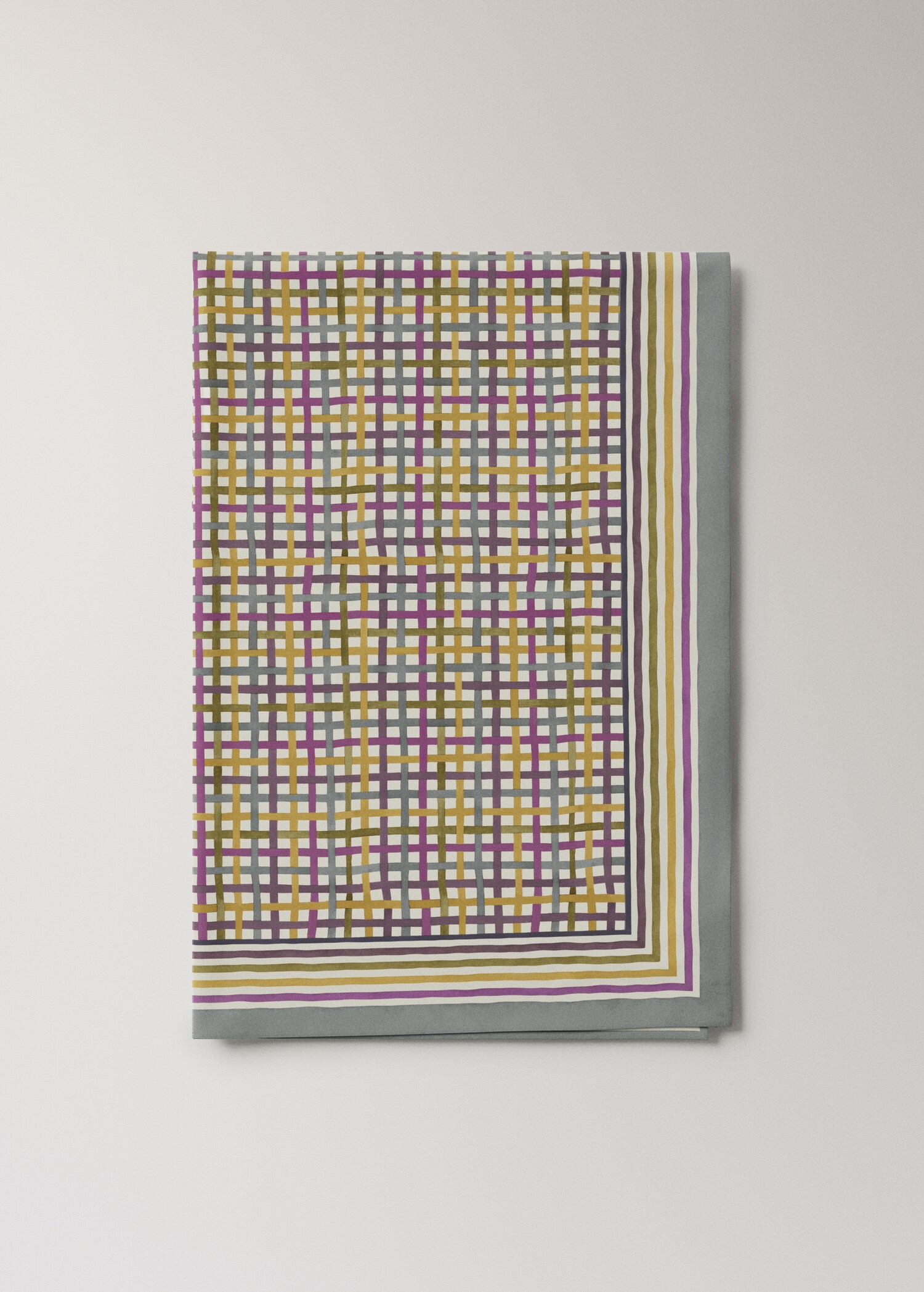 Resin tablecloth multicolor squares 6 to 8 diners - Товар без моделі