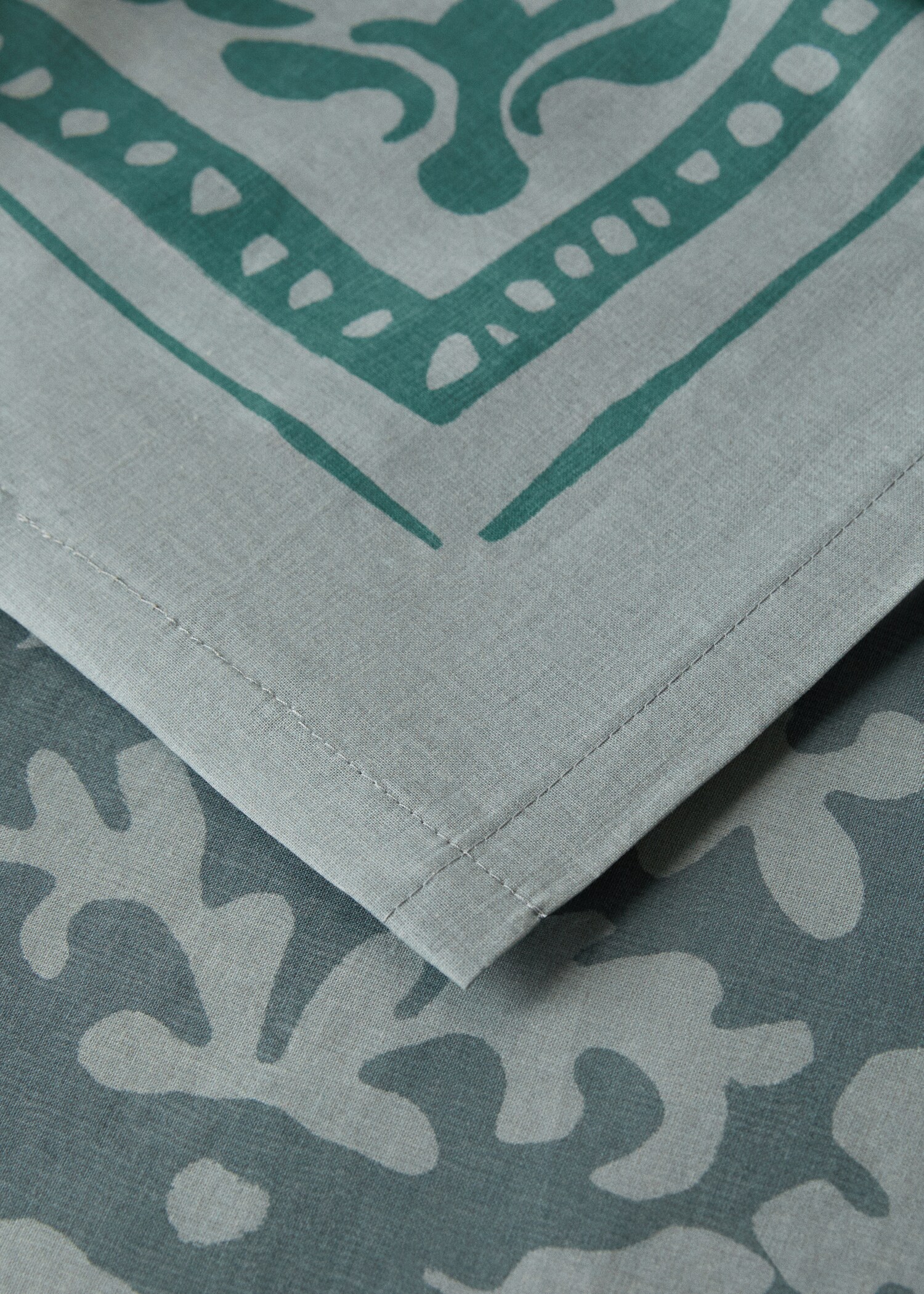 Printed canvas tablecloth 4 to 6 diners - Детальніше про товар 1