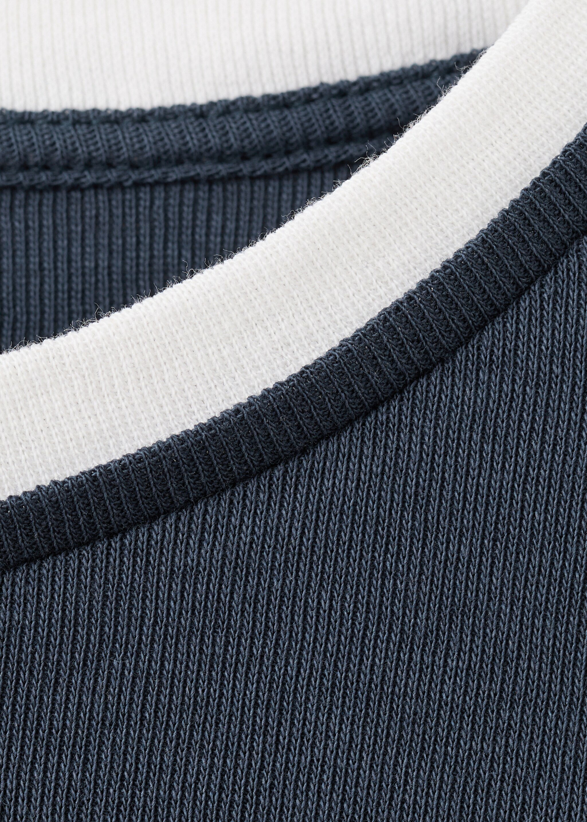 T-shirt crop coton bio - Détail de l'article 0, Bleu marine. Ref: 17023336-00.