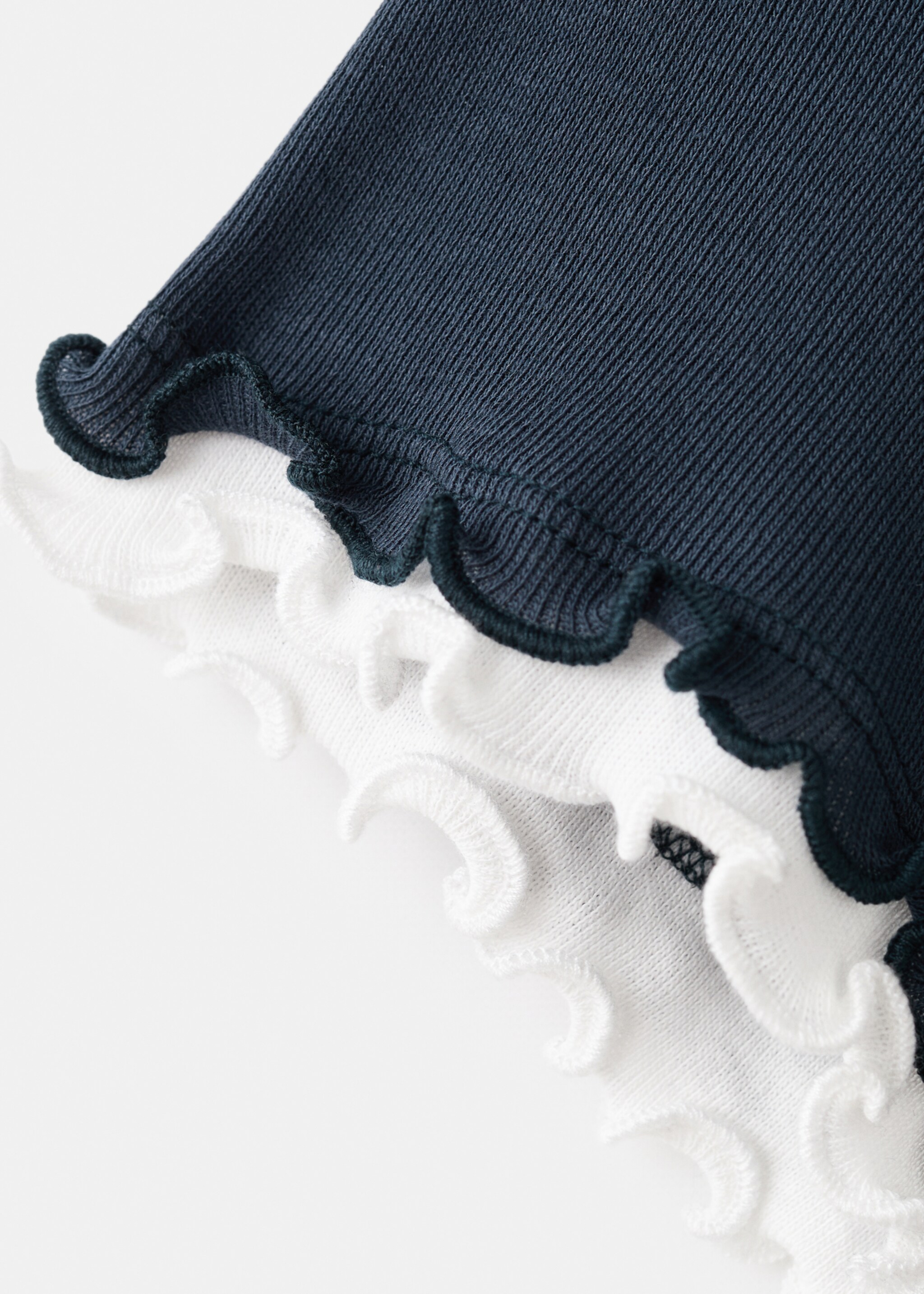 T-shirt crop coton bio - Détail de l'article 8, Bleu marine. Ref: 17023336-00.