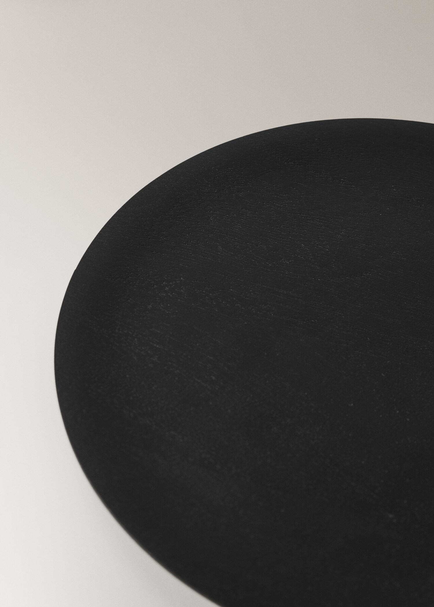 Medium round wooden tray - Details of the article 1
