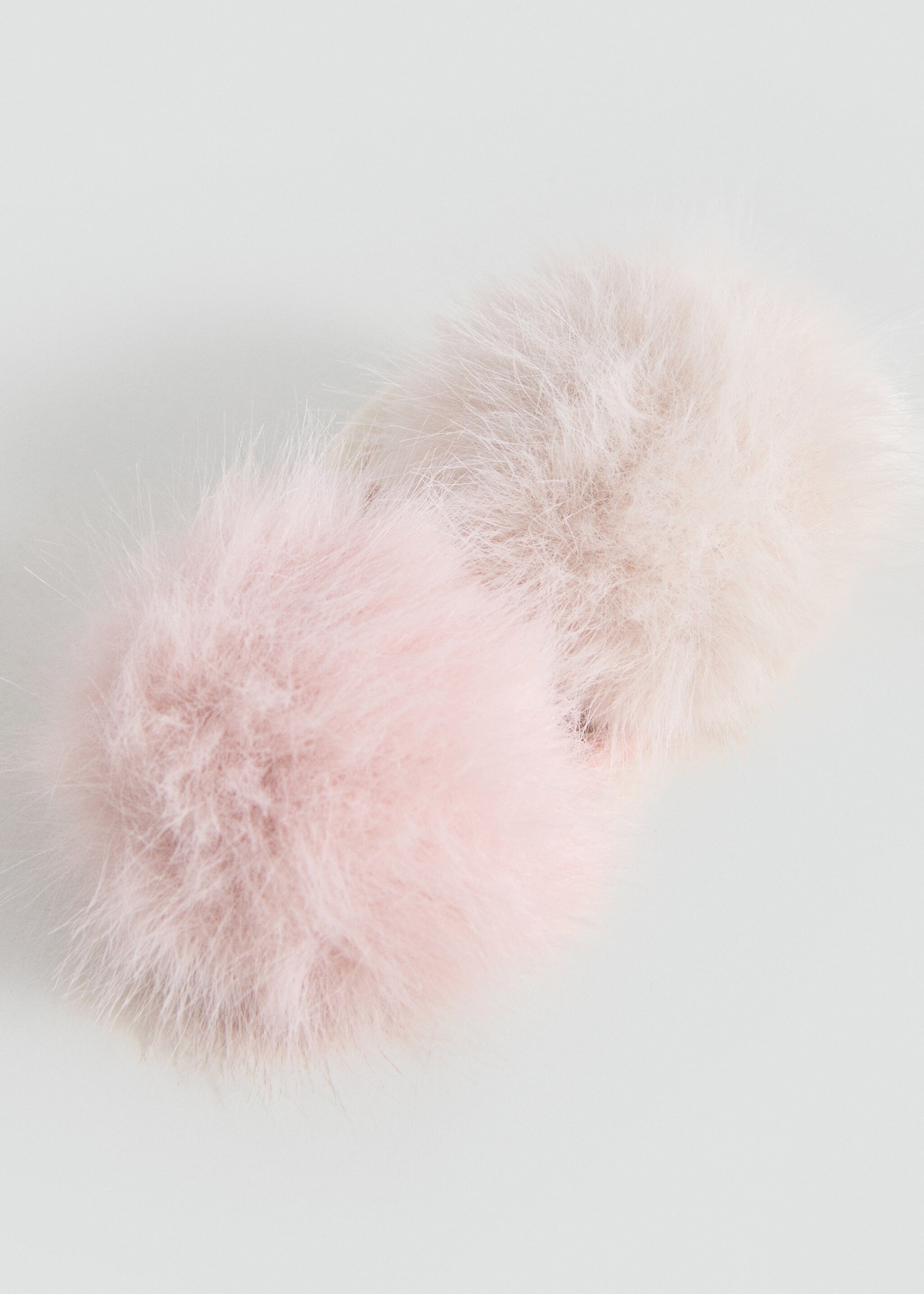 Élastique pompons - Plan moyen