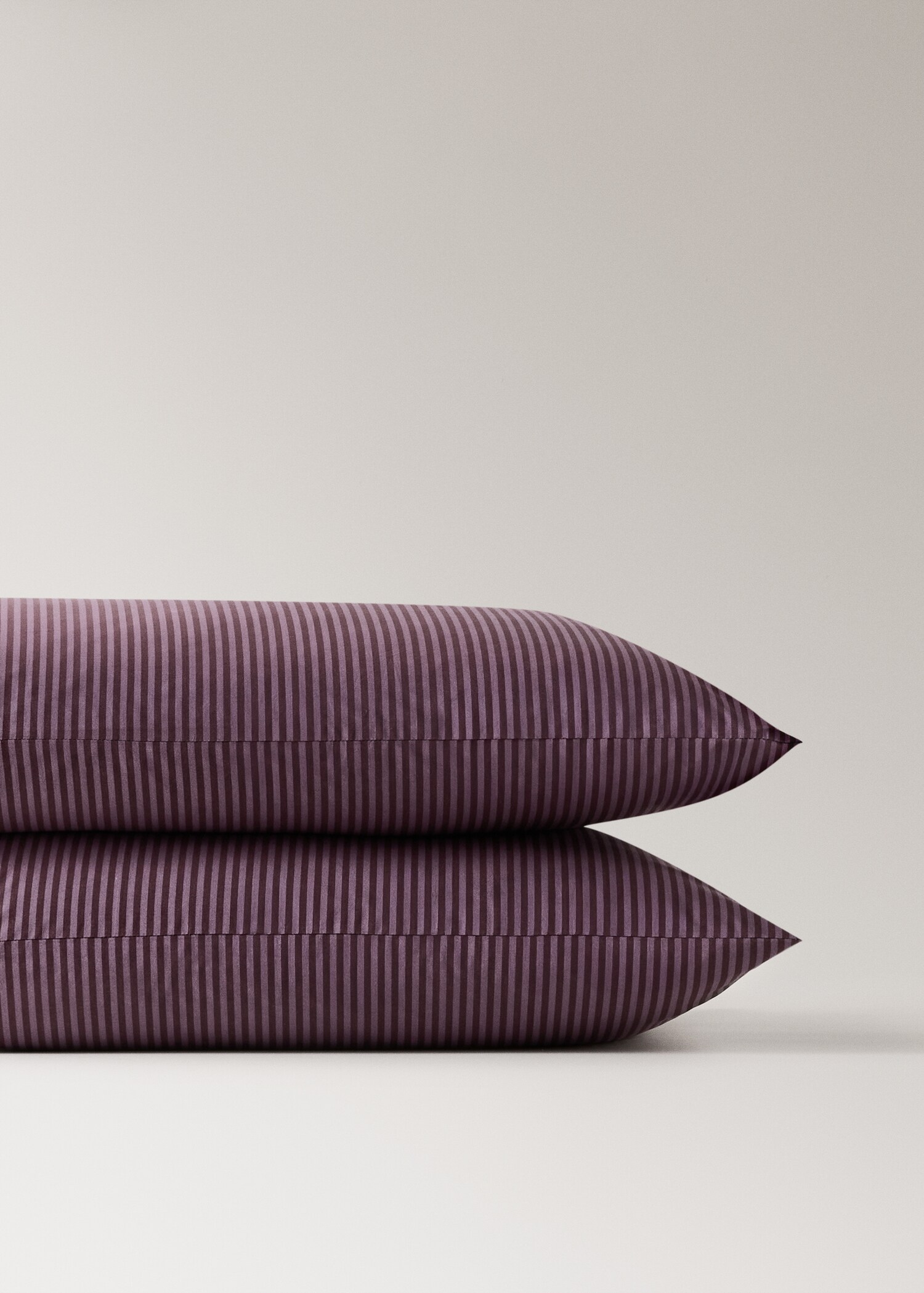 Two reversible percale cotton striped pillowcases 50x75 cm - Details of the article 1