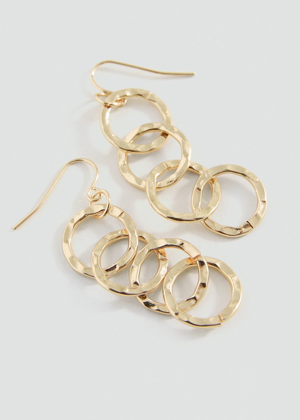 Intertwined hoop earrings