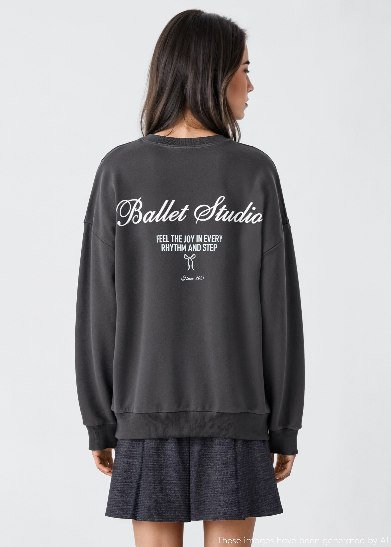Embroidered message sweatshirt - Reverse of the article