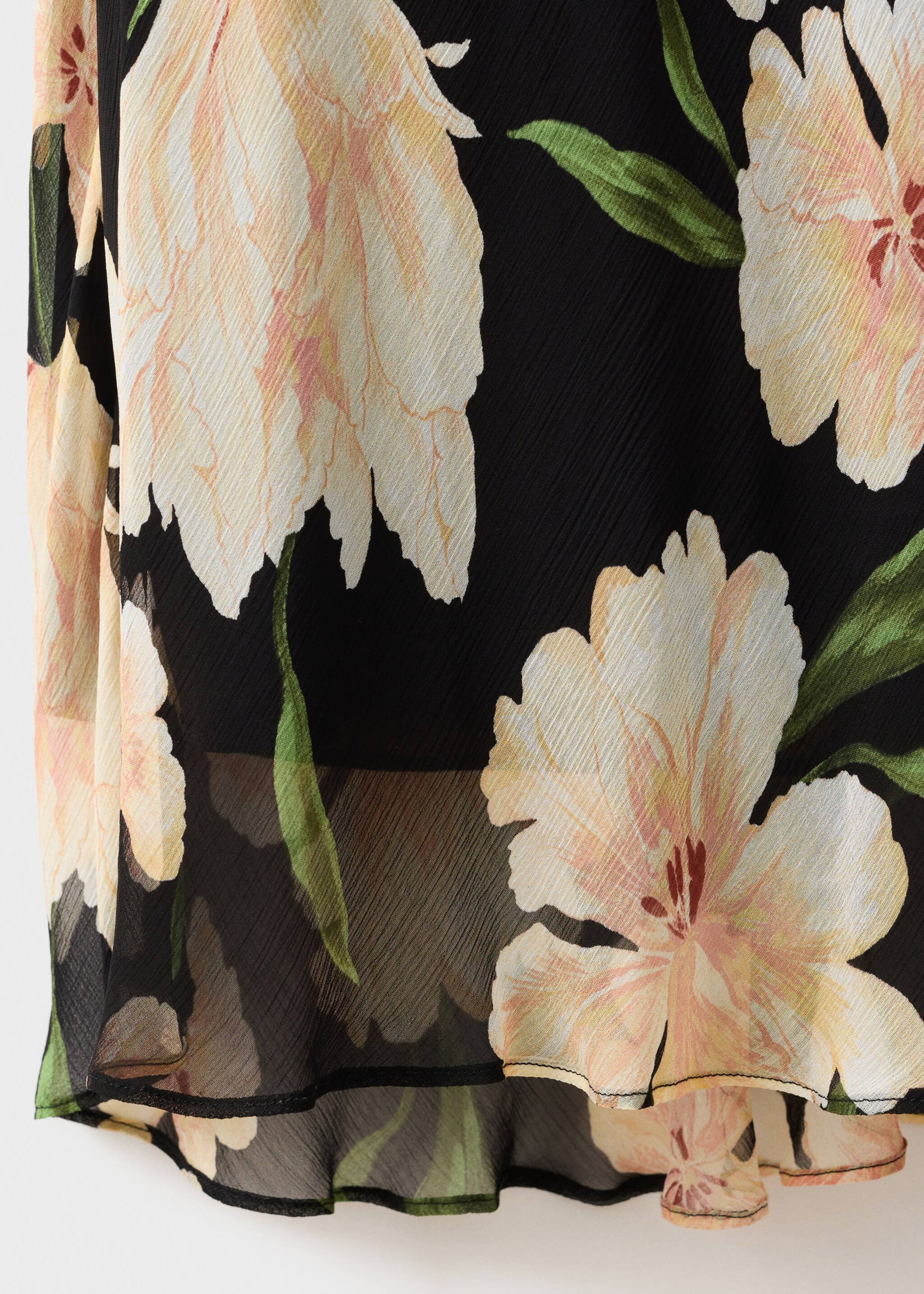 Floral dress with ruffle detail - Details of the article 0, Black. Ref: 17024093-00.