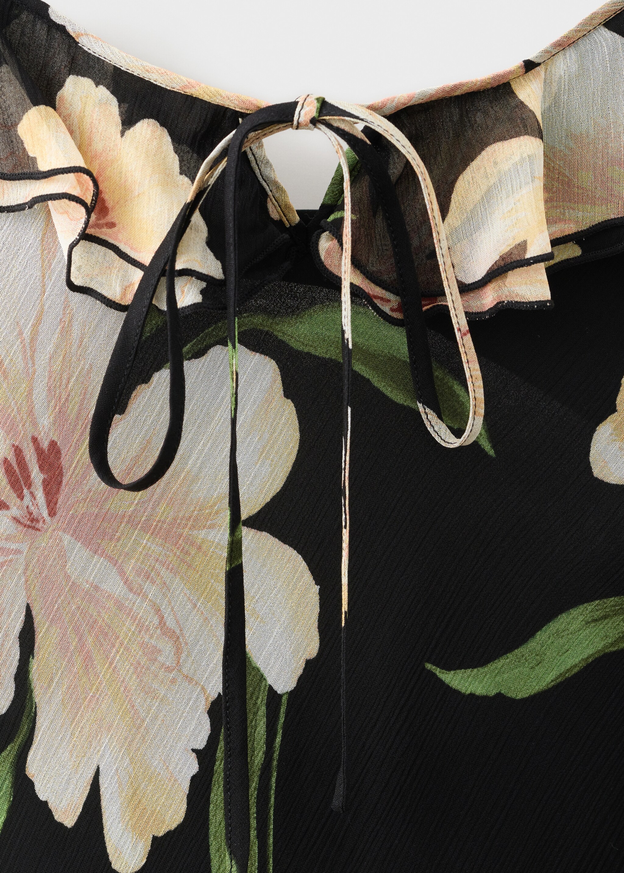 Floral dress with ruffle detail - Details of the article 8, Black. Ref: 17024093-00.