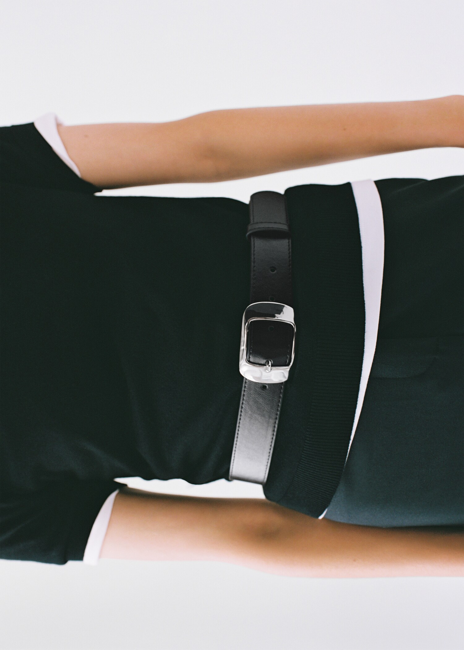 Square buckle belt - Details of the article 6