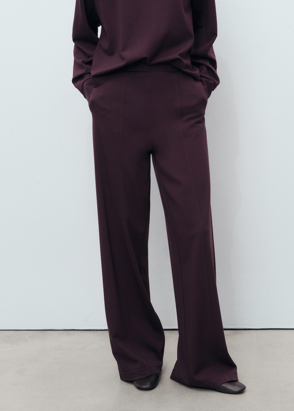 【I AM MARI】Radeli Pintuck Banding Slacks Yuri Side Slit Pants in Brushed Knit – fbrq.com
