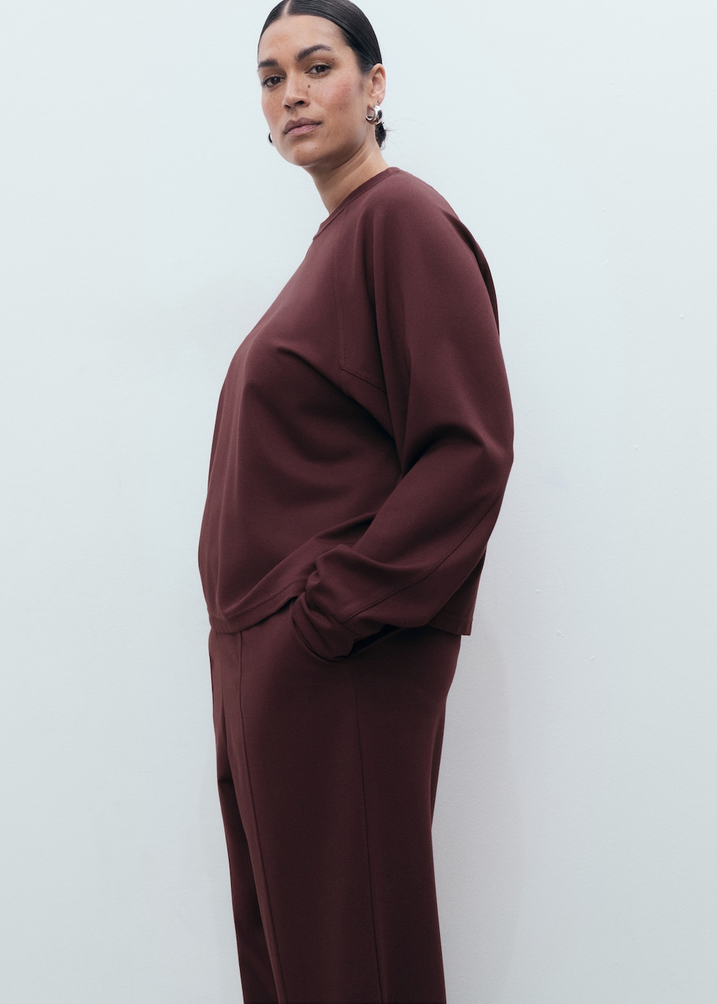 Jogger pants with elastic waist